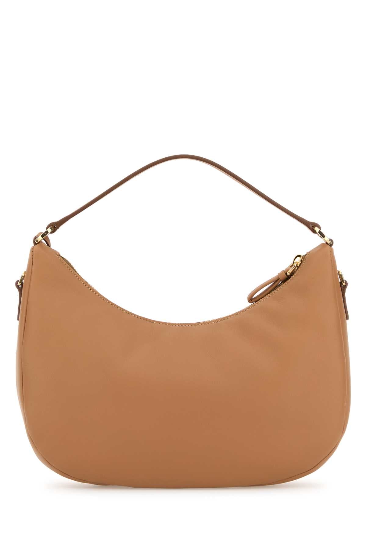 PELLE_1BC2732CYS_F0018_Image_3