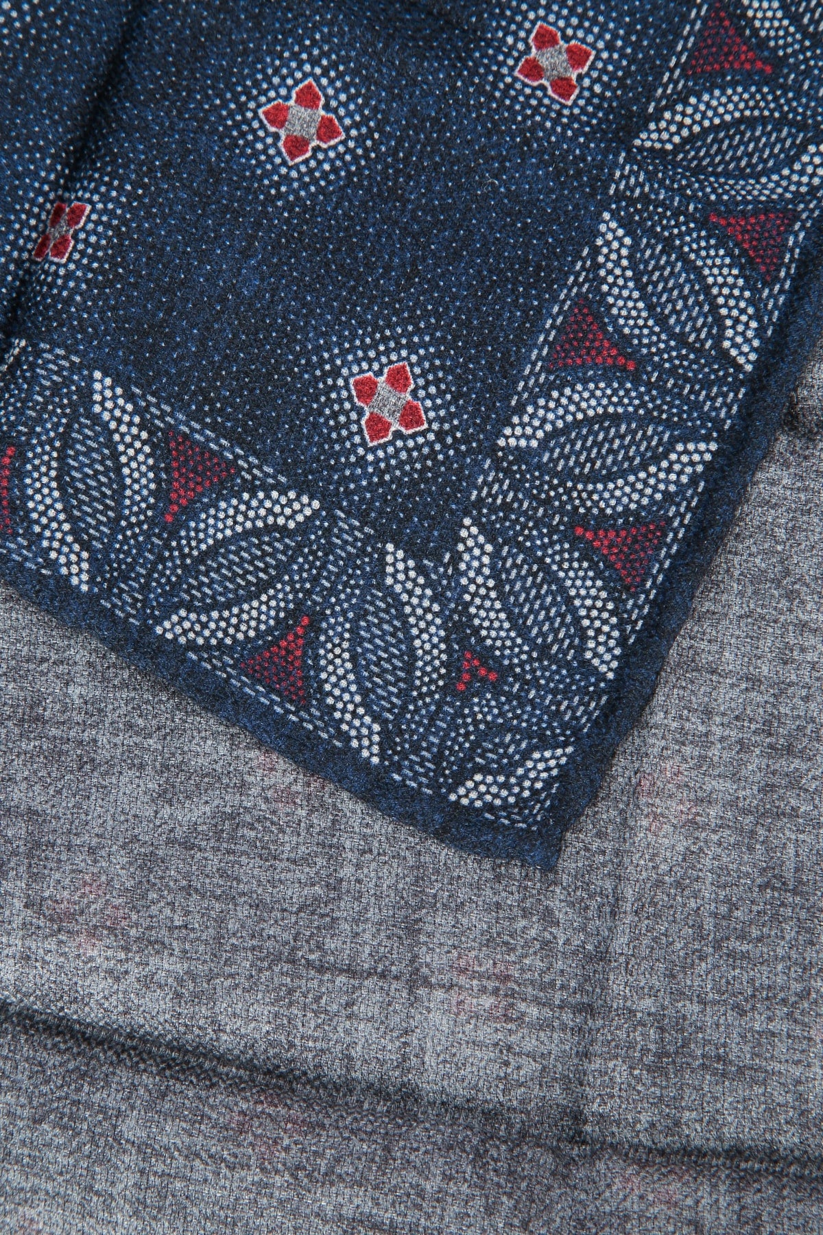 POCHETTE_MI8720091_CIA83_Image_3