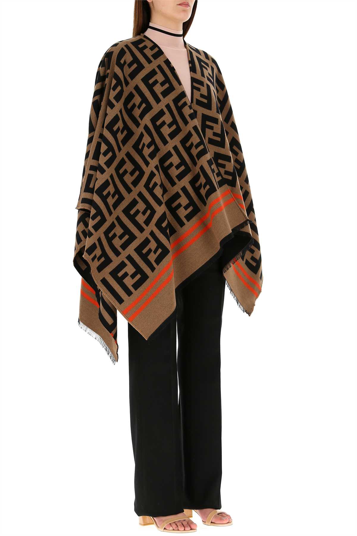 PONCHO_FXX636A3Q1_F0QB8_Image_3