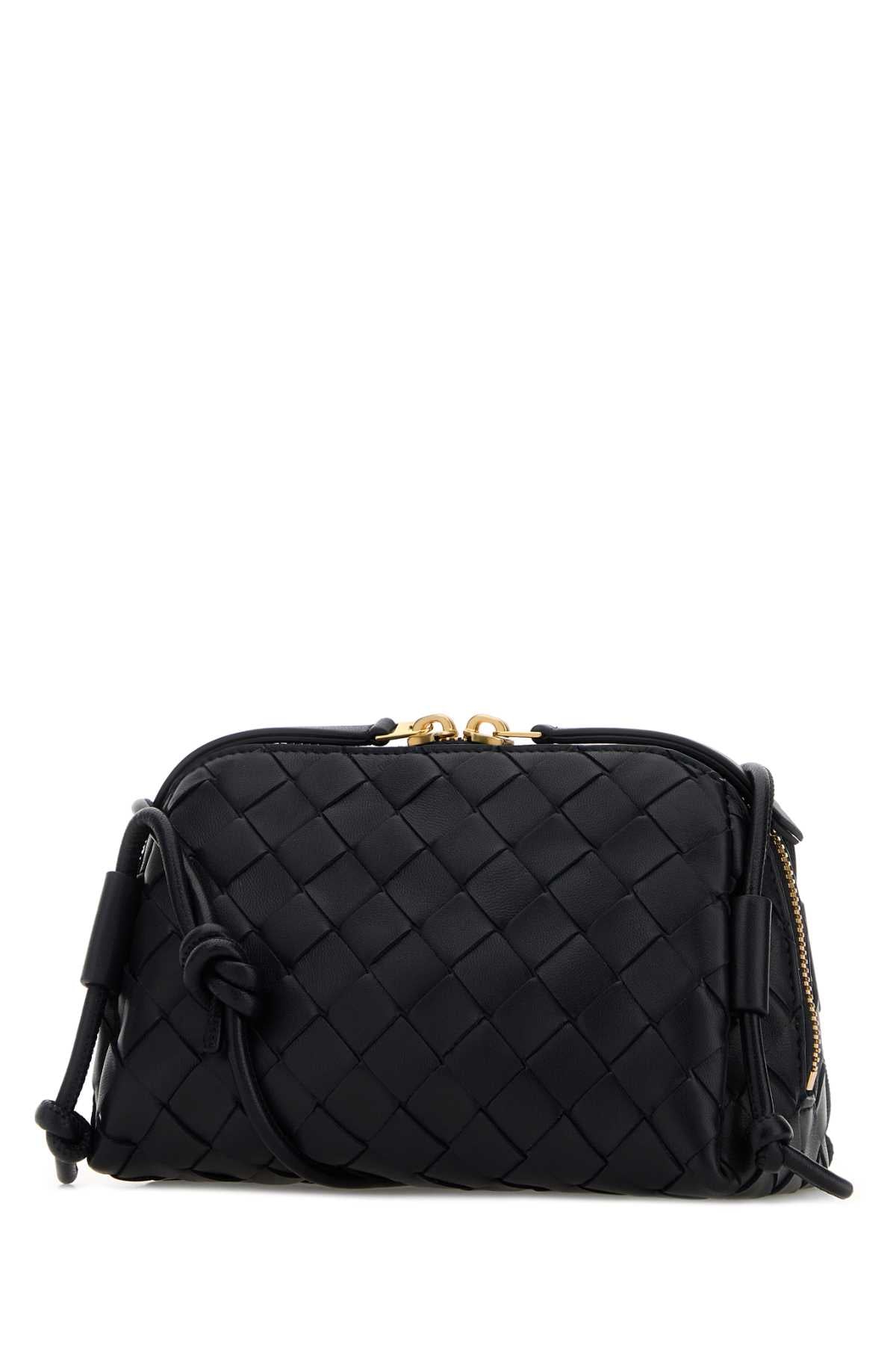 POUCH_INTRECC15_NAPPA_19NA19_794258VCPP1_4183_Image_2
