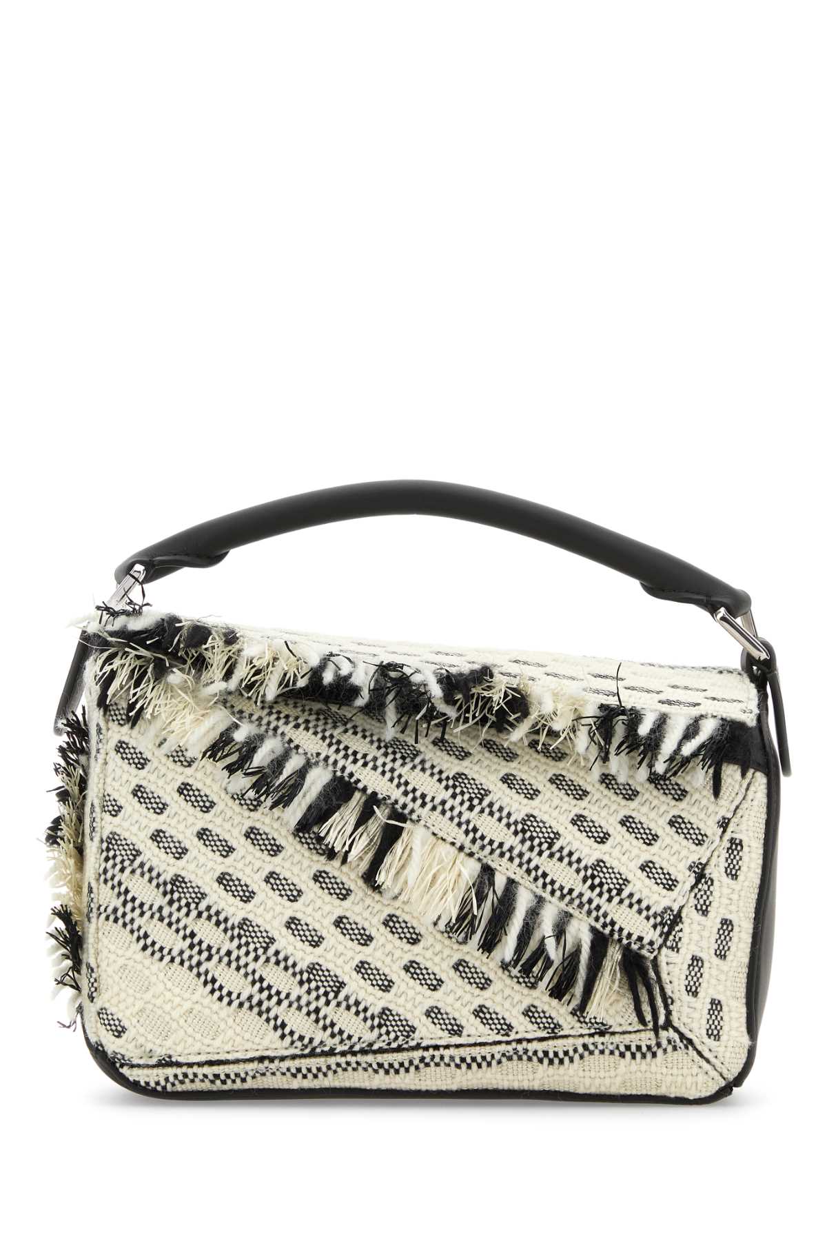 PUZZLE_S_FRINGES_A510S21XCJ_BLACKWHITE_Image_1