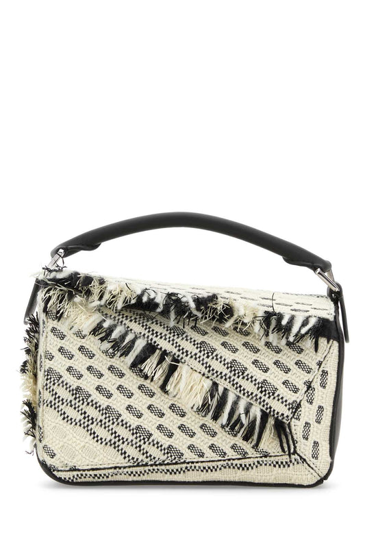 PUZZLE_S_FRINGES_A510S21XCJ_BLACKWHITE_Image_1