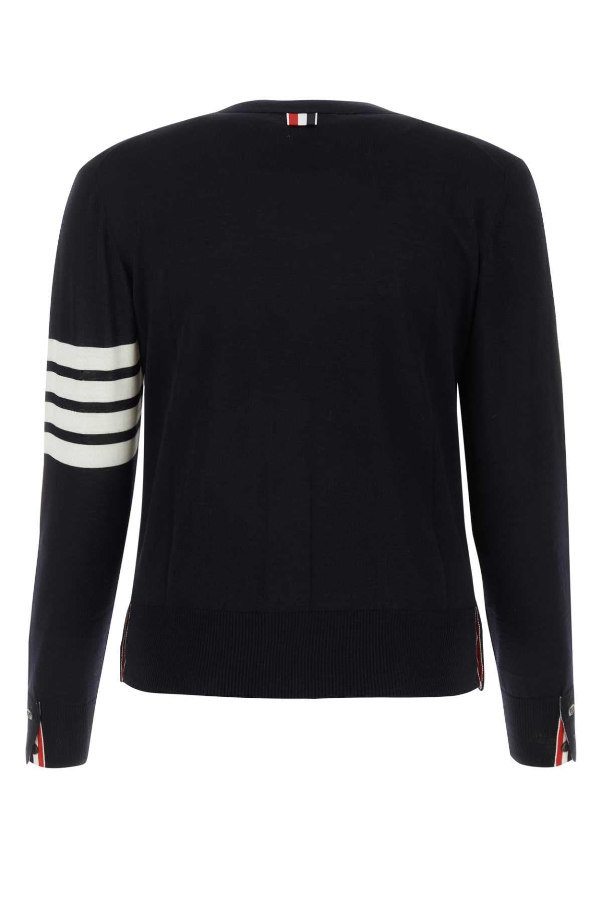 RELAXED_FIT_V-NECK_C_FKC334AY1014_415_Image_2