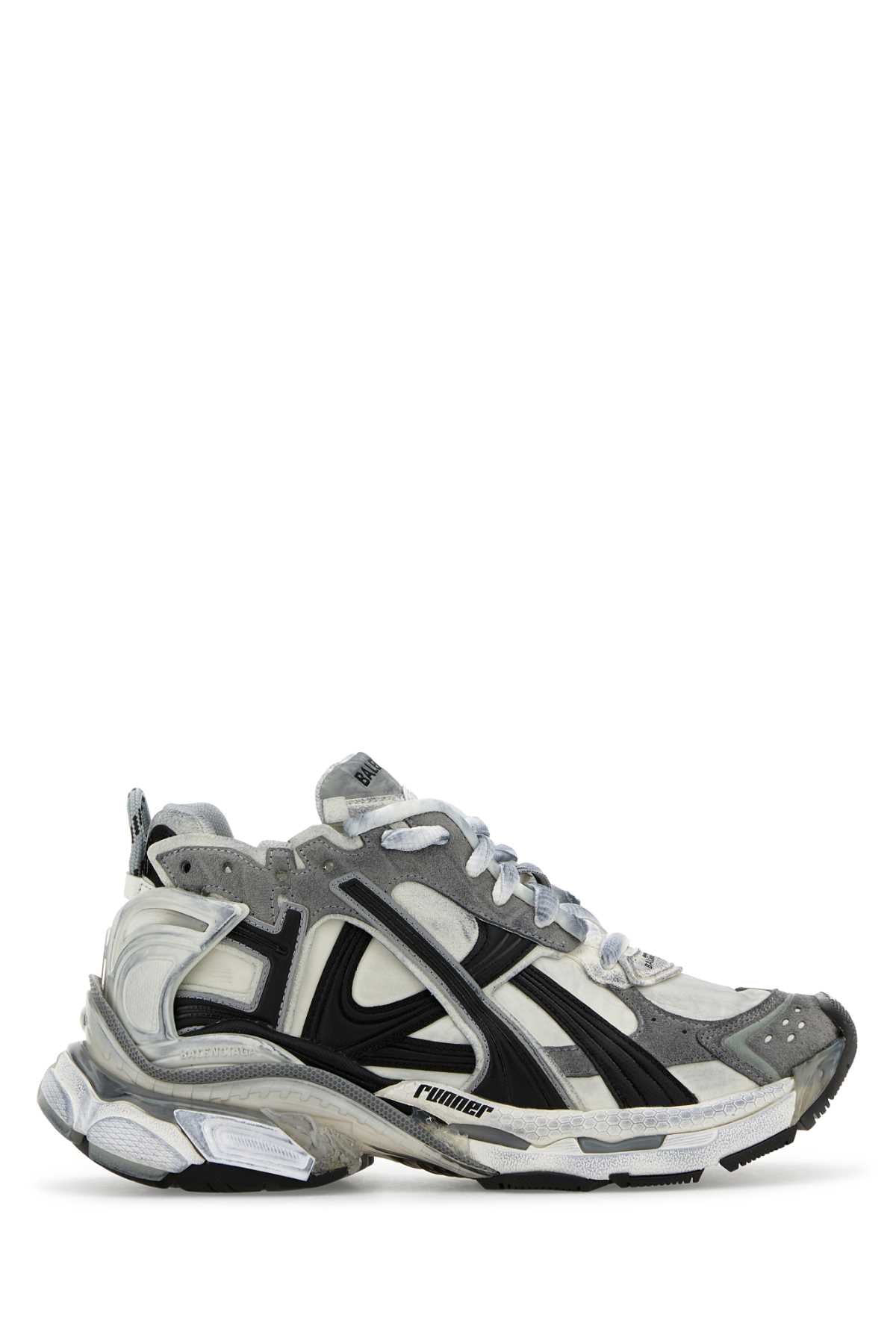 RUNNER_772767W3RNY_9012_Image_1