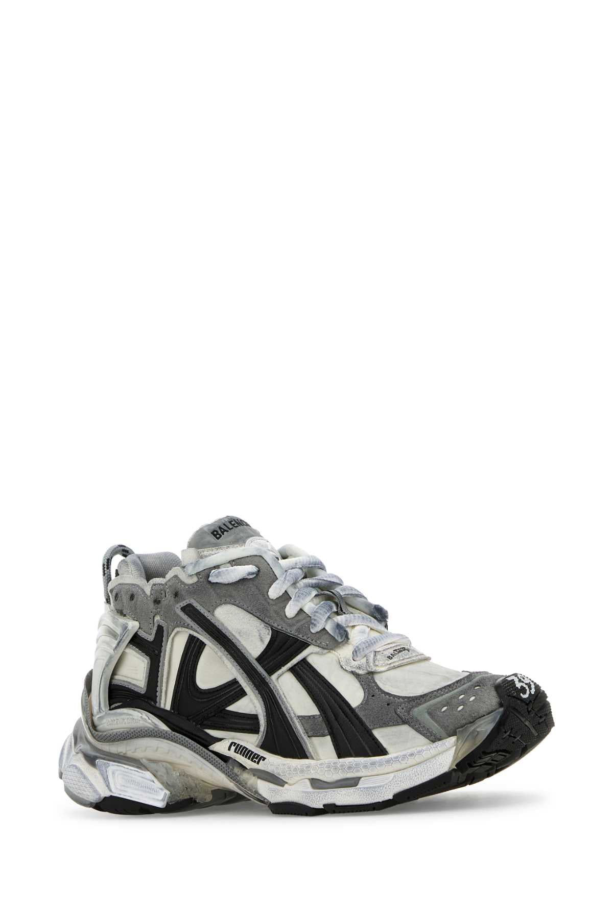 RUNNER_772767W3RNY_9012_Image_2