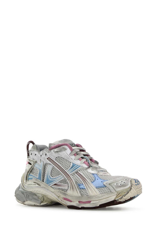 RUNNER_772767WRUNG_9245_Image_2