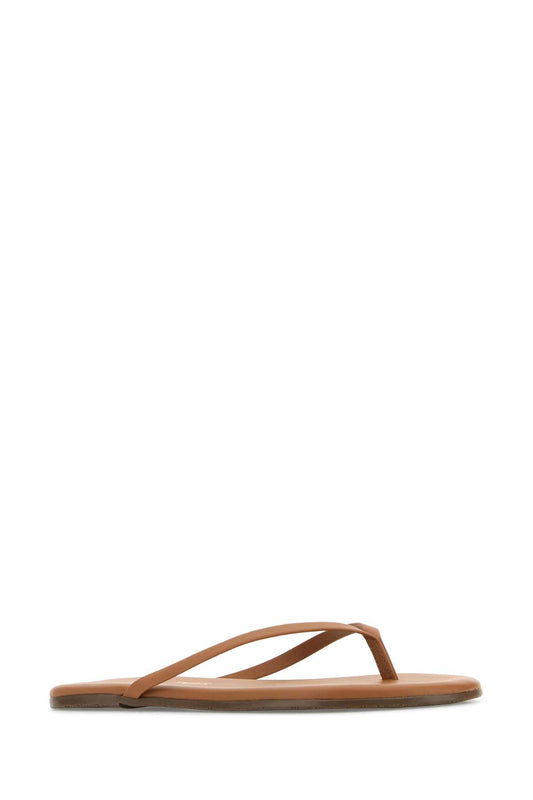 SANDALI_FOUNDATIONSMATTE_NATURALE_Image_2