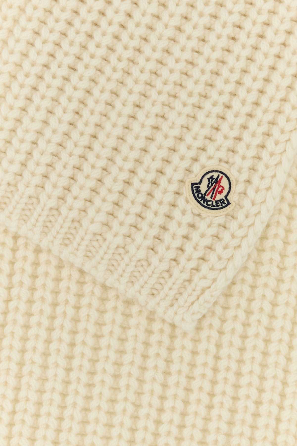 SCARF_K20933C00030M4281_034_Image_2
