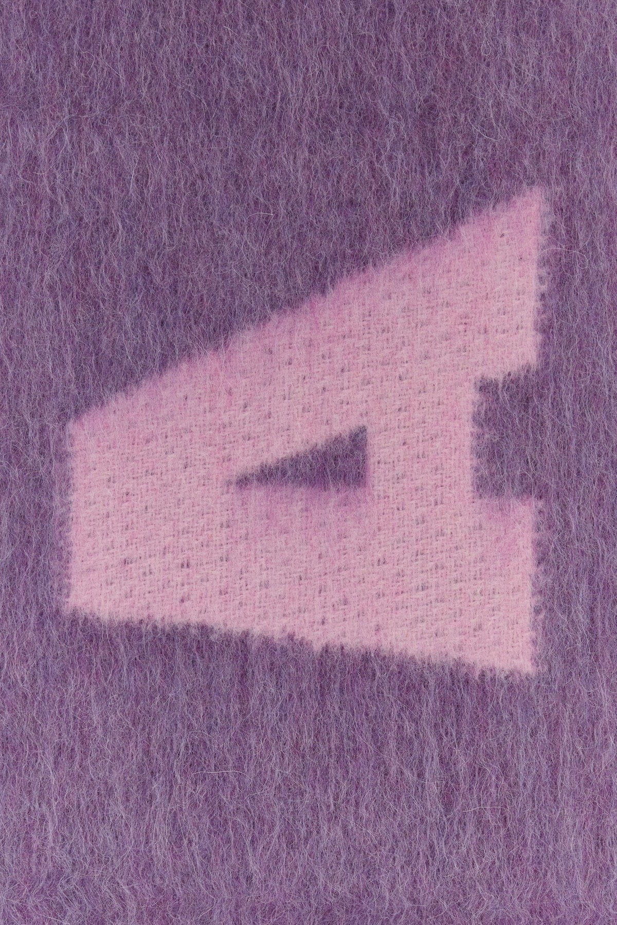 SCARF_SCMC0103A0UAW017_JQC68_Image_3