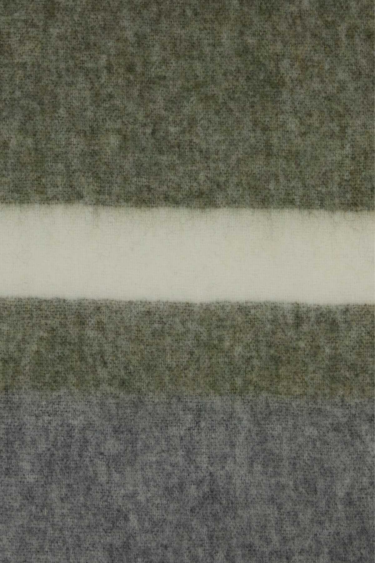 SCARF_SCMC0139Y0UAW053_STV58_Image_3