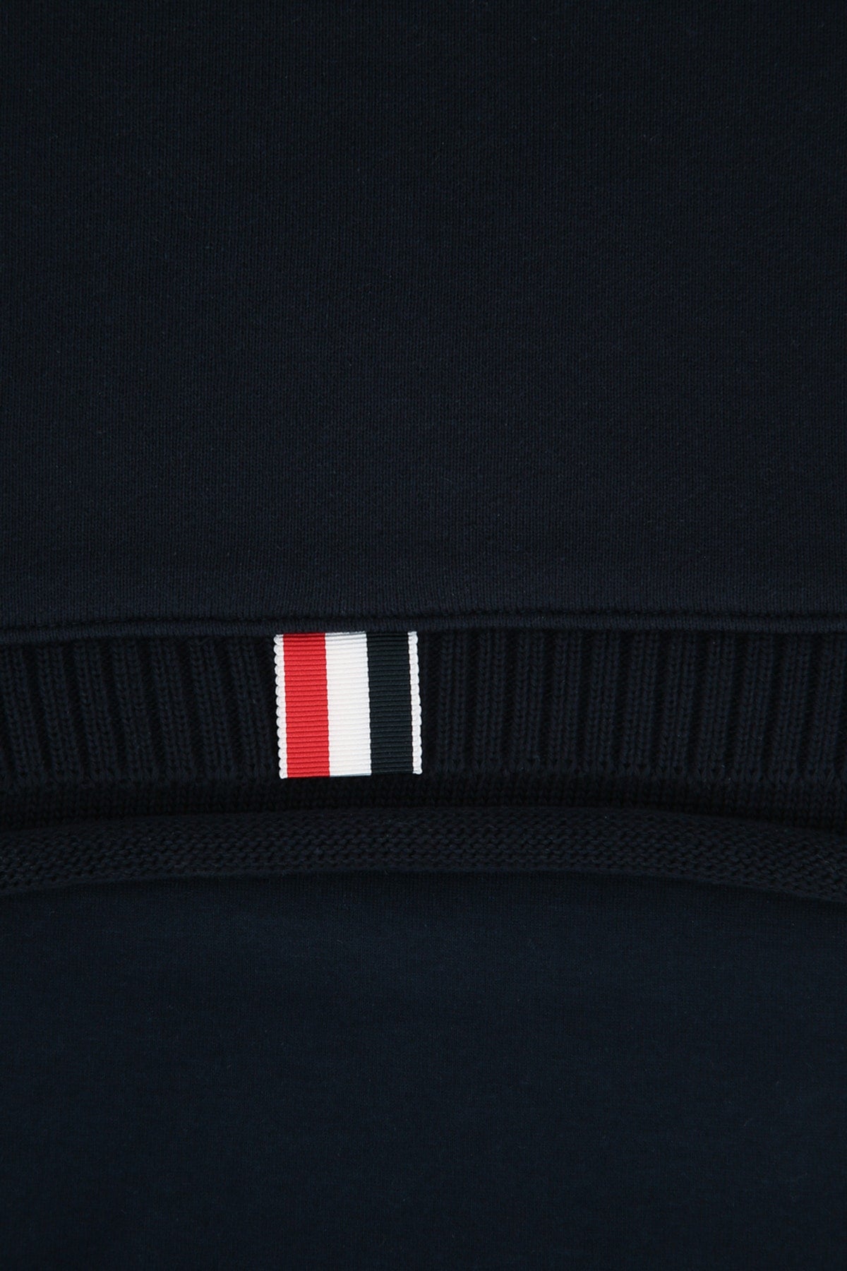 SCARF_W_ENGINEERED_4_BAR_IN_SOLID_CLASS_UJH002A03037_415_Image_2