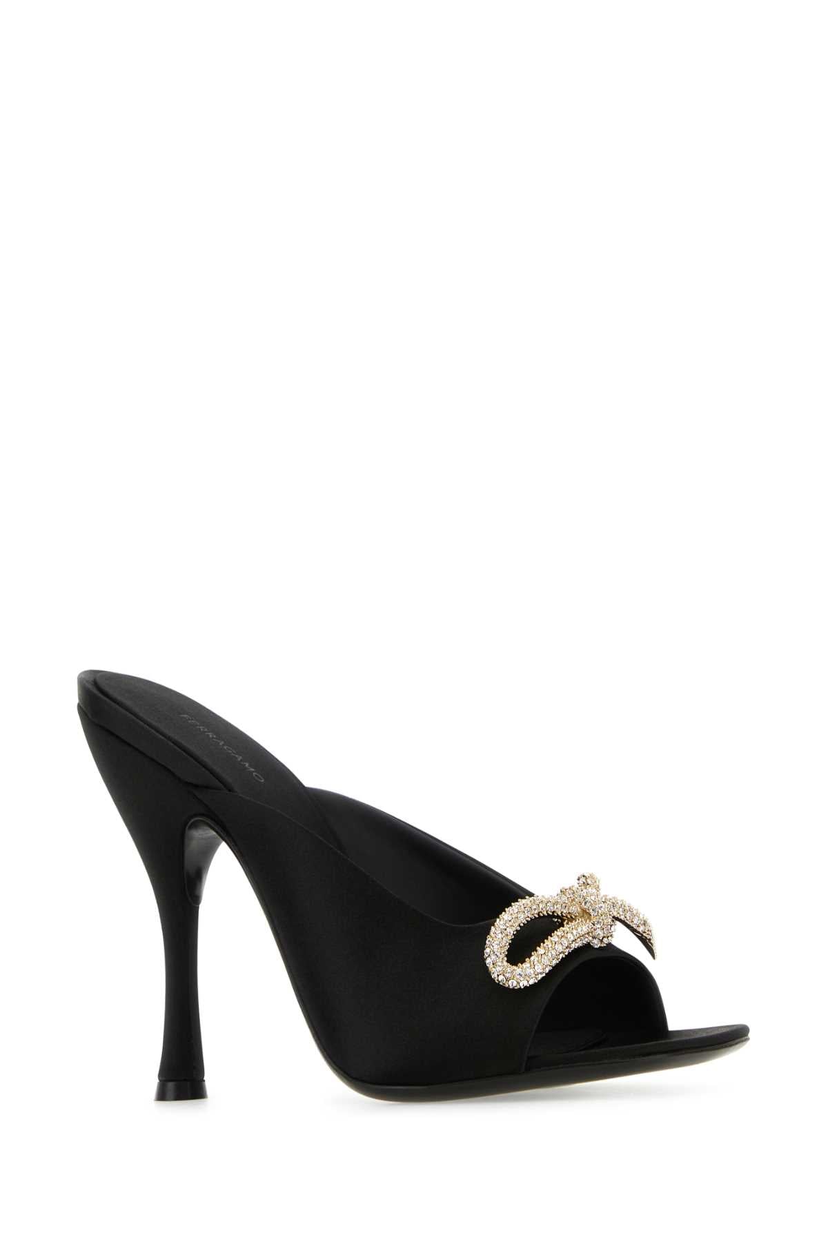 SCARPE_CON_TACCO_01G9927694931C_NERO_Image_2