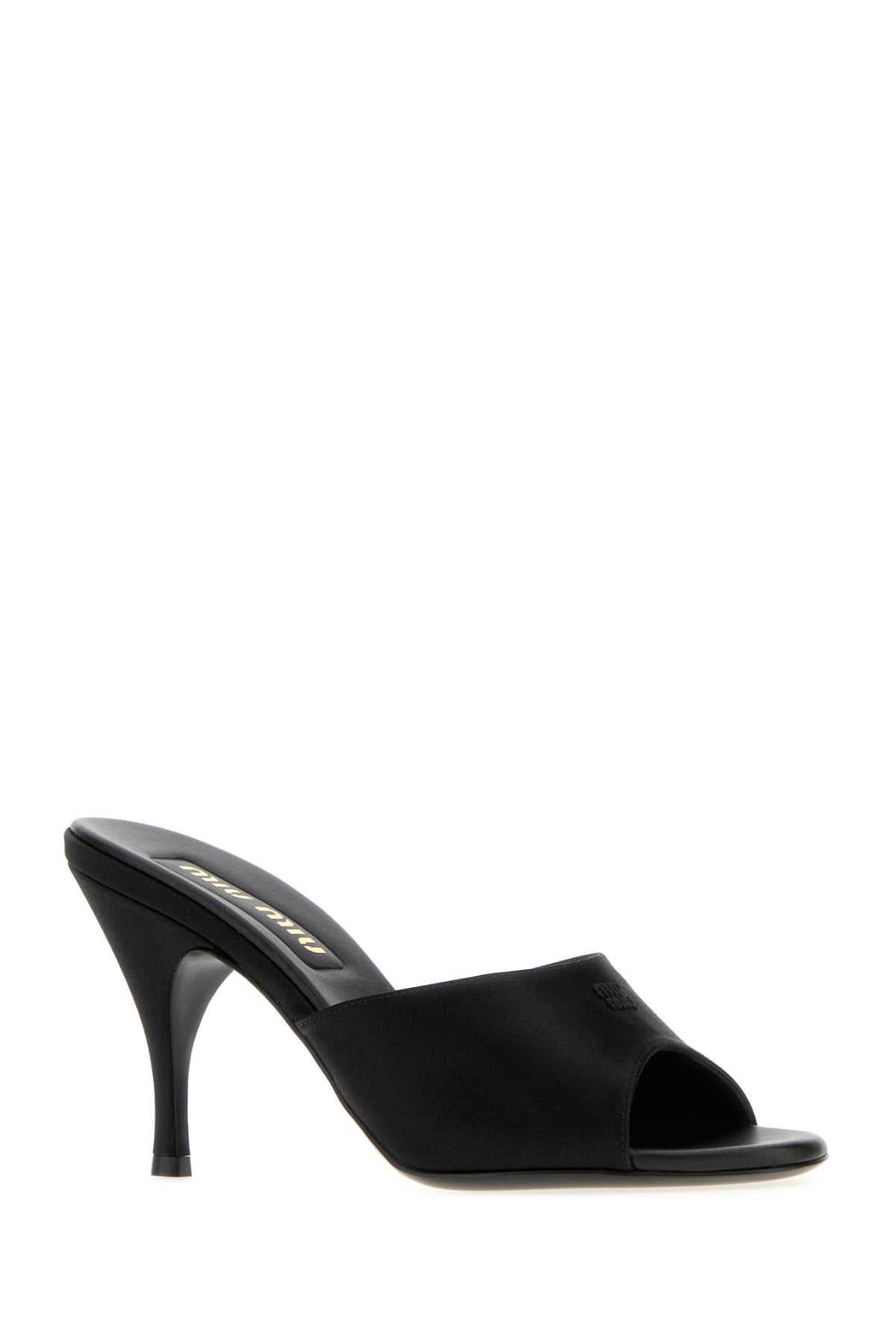 SCARPE_CON_TACCO_5XX684FD085049_F0002_Image_2