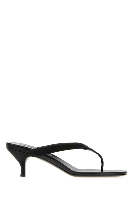SCARPE_CON_TACCO_5Y729EFD055049_F0002_Image_1