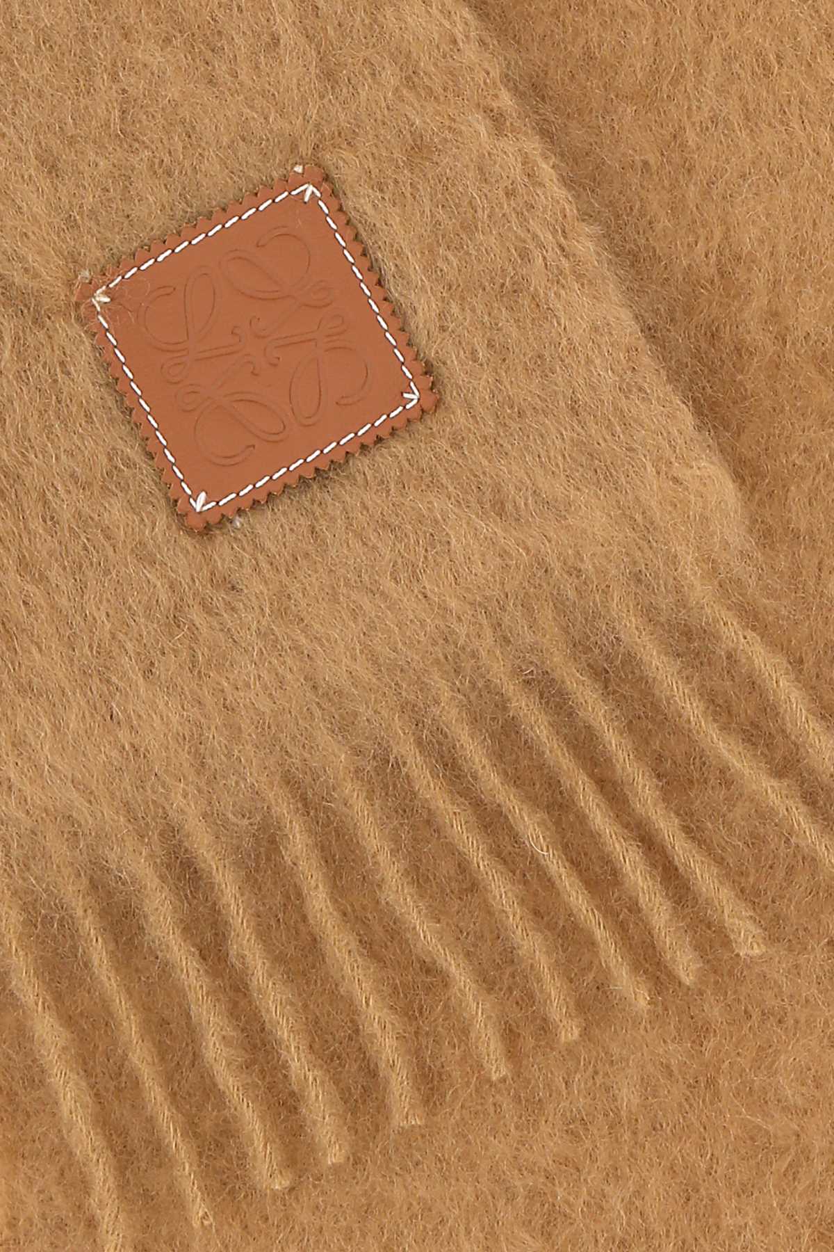 SCIARPA_F655254X01_CAMEL_Image_2