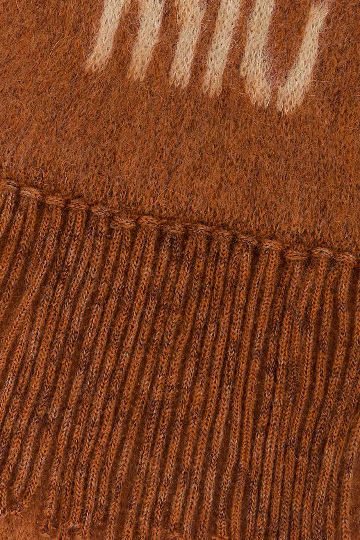 SCIARPE_5FS0622CQD_F0033_Image_2