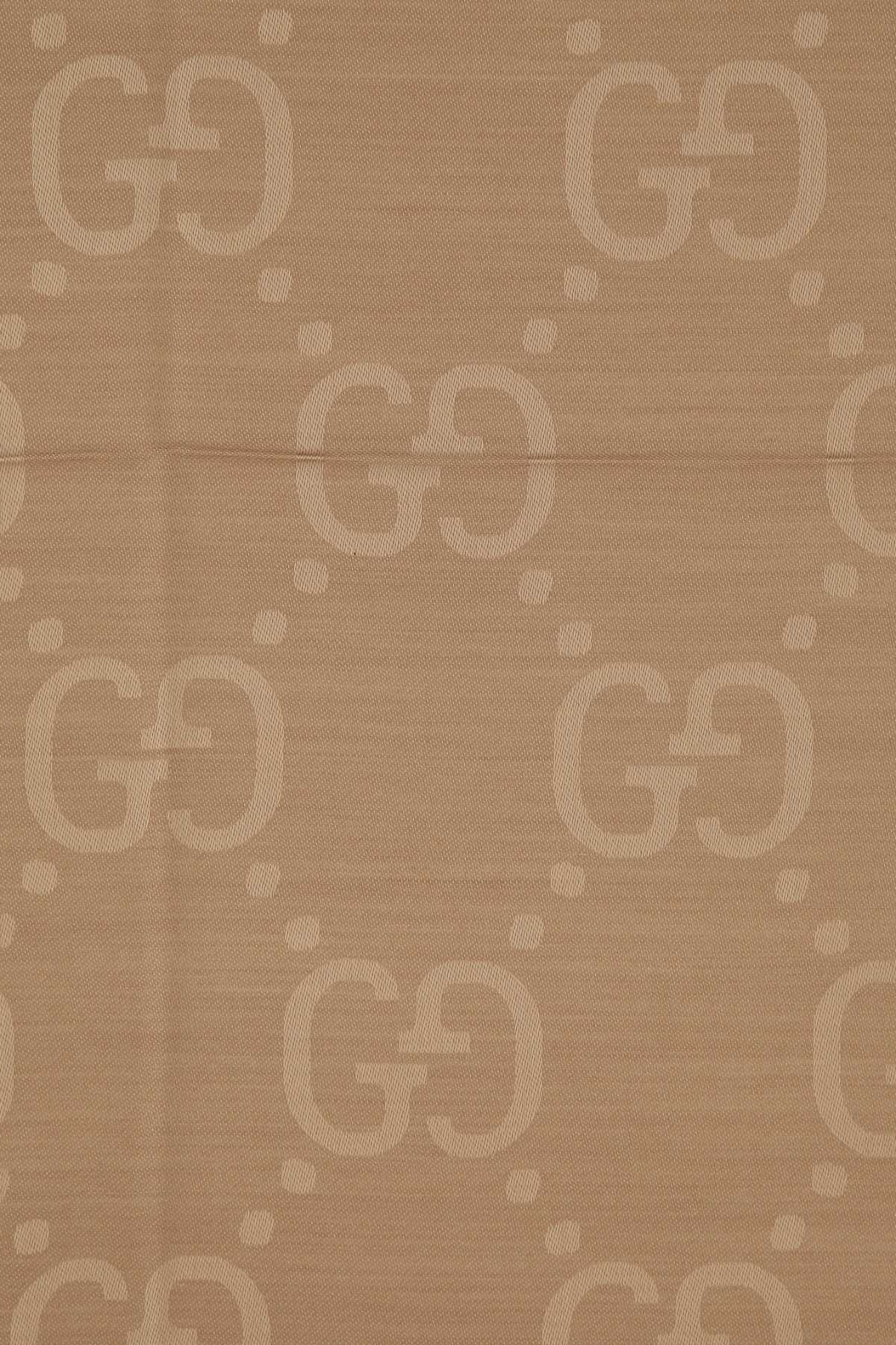 SCIARPE_E_FOULARD_6636713GC43_9800_Image_3