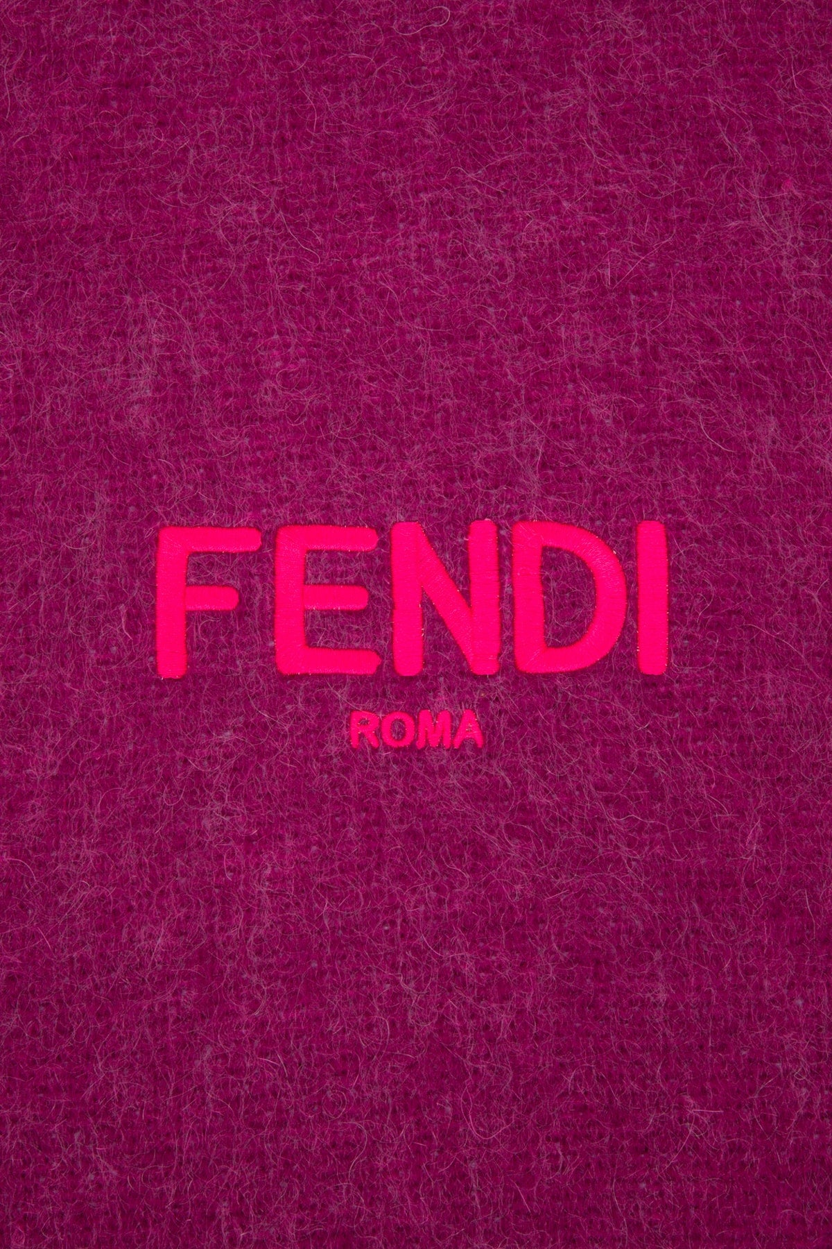 SCIARPE_JUQ021AO2B_F19CP_Image_3