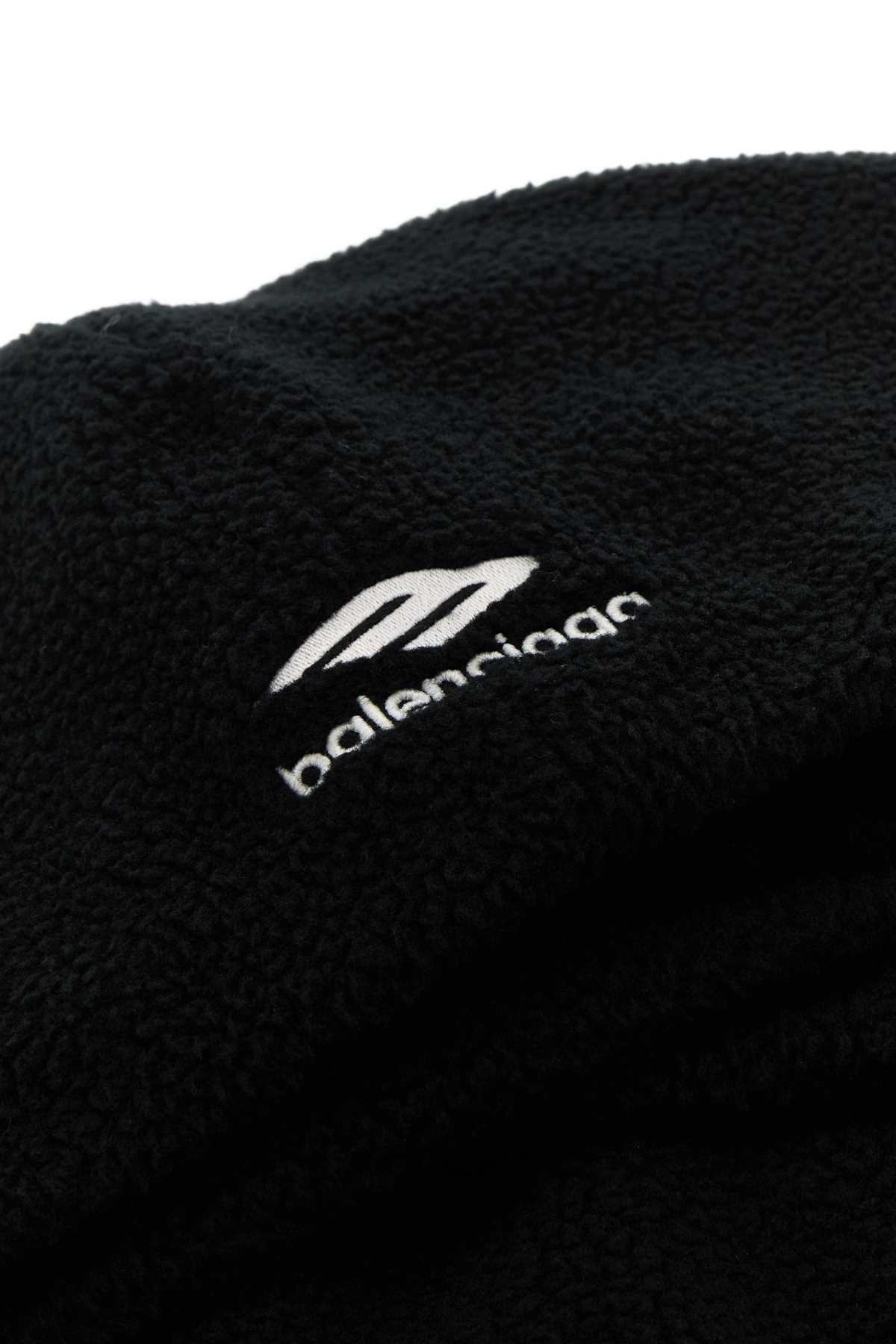SKI_FAKE_FUR_HOOD_8072104E4B7_1000_Image_2