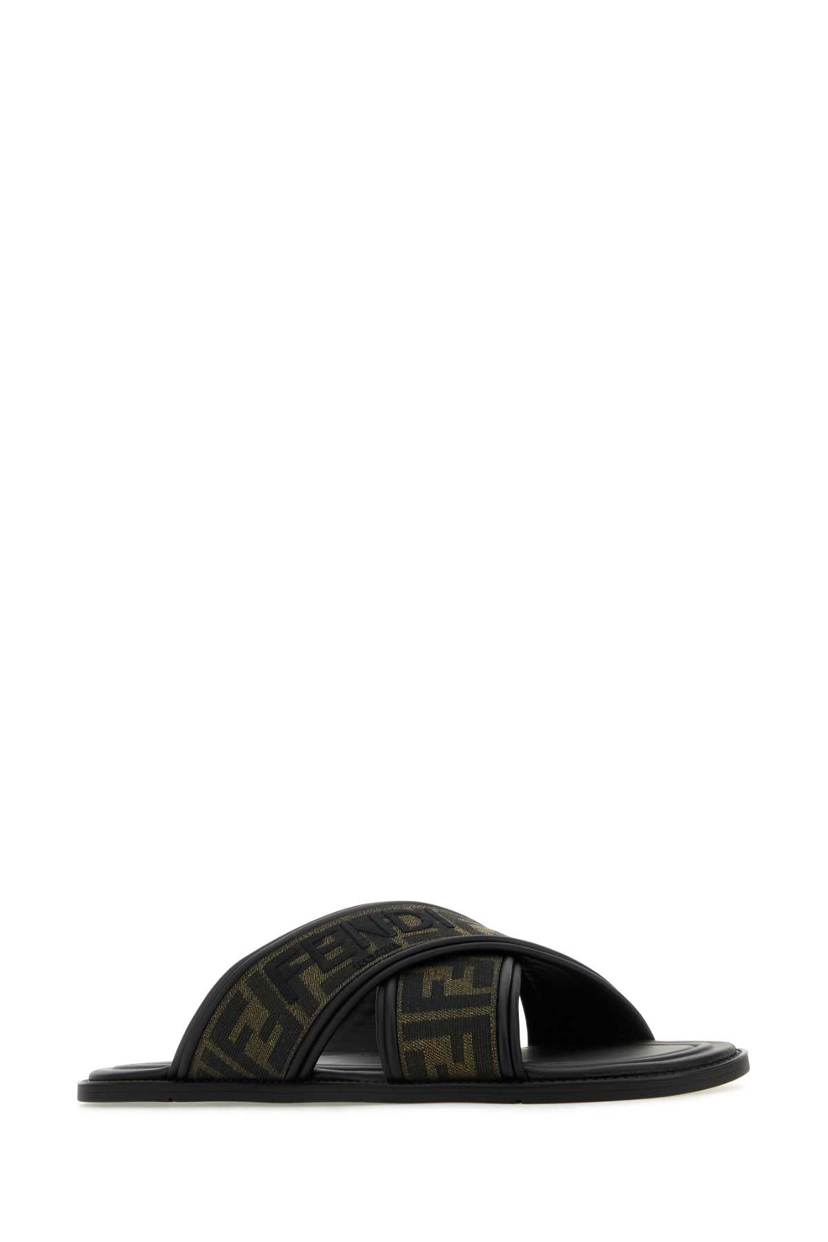 SLIDE_TESSJACQFFRICLOGO_7X1548AJZE_F0R7R_Image_2