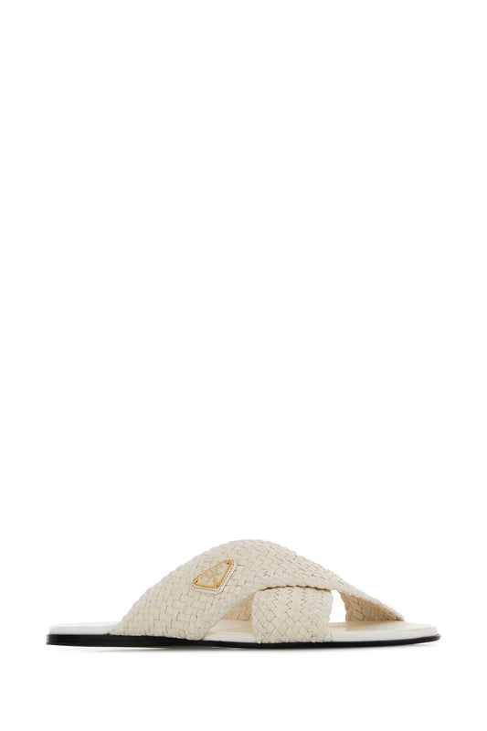 SLIPPERS_1XX805F005034_F097W_Image_2
