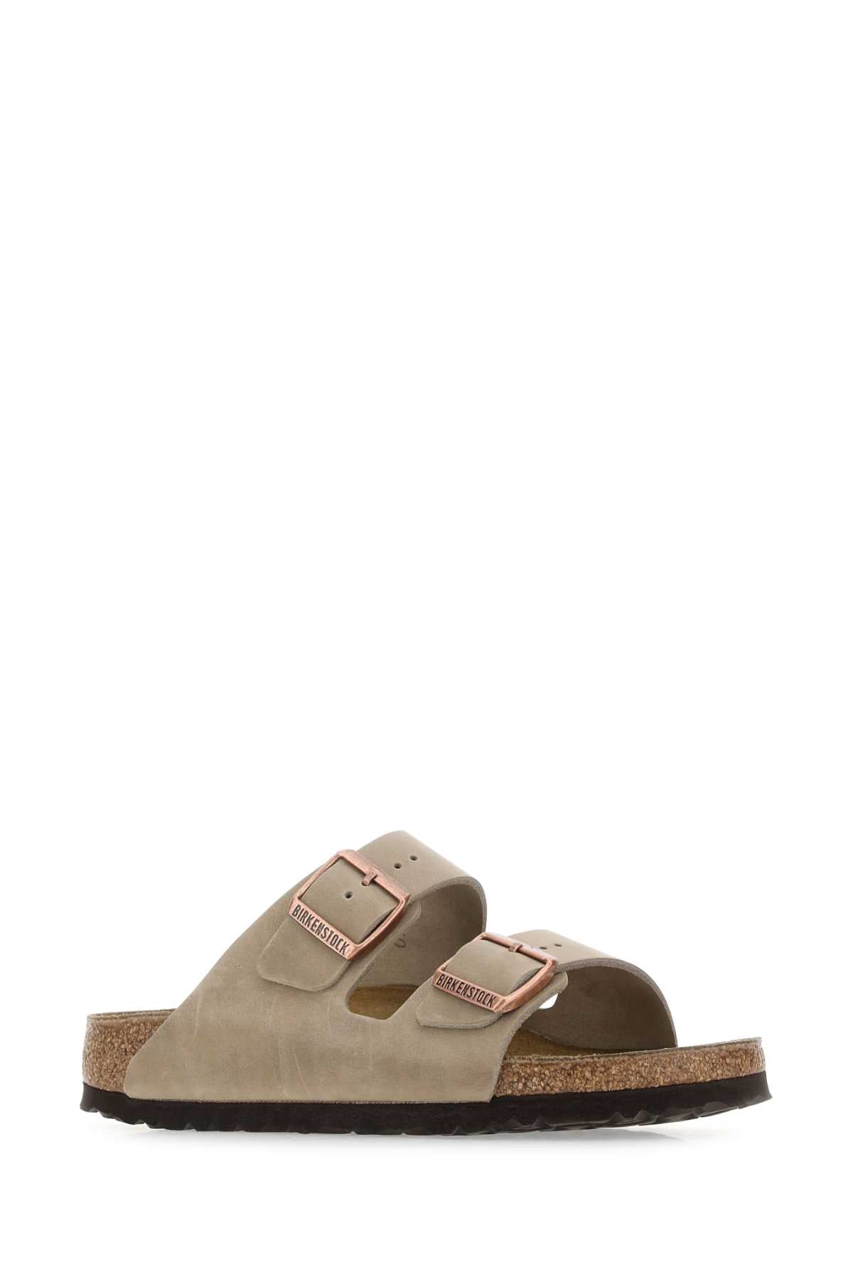 SLIPPERS_352203_TOBACCO_Image_2