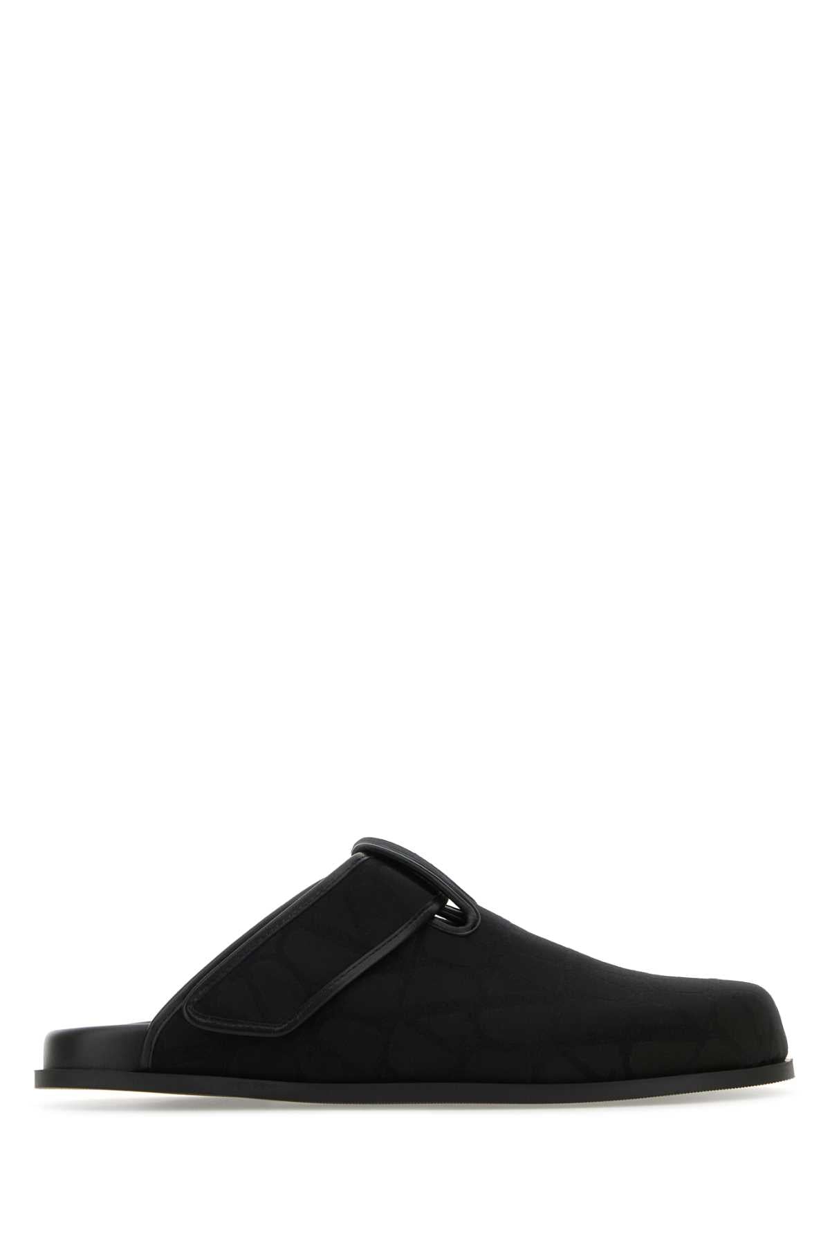 SLIPPERS_4Y2S0H85IDQ_0NO_Image_1