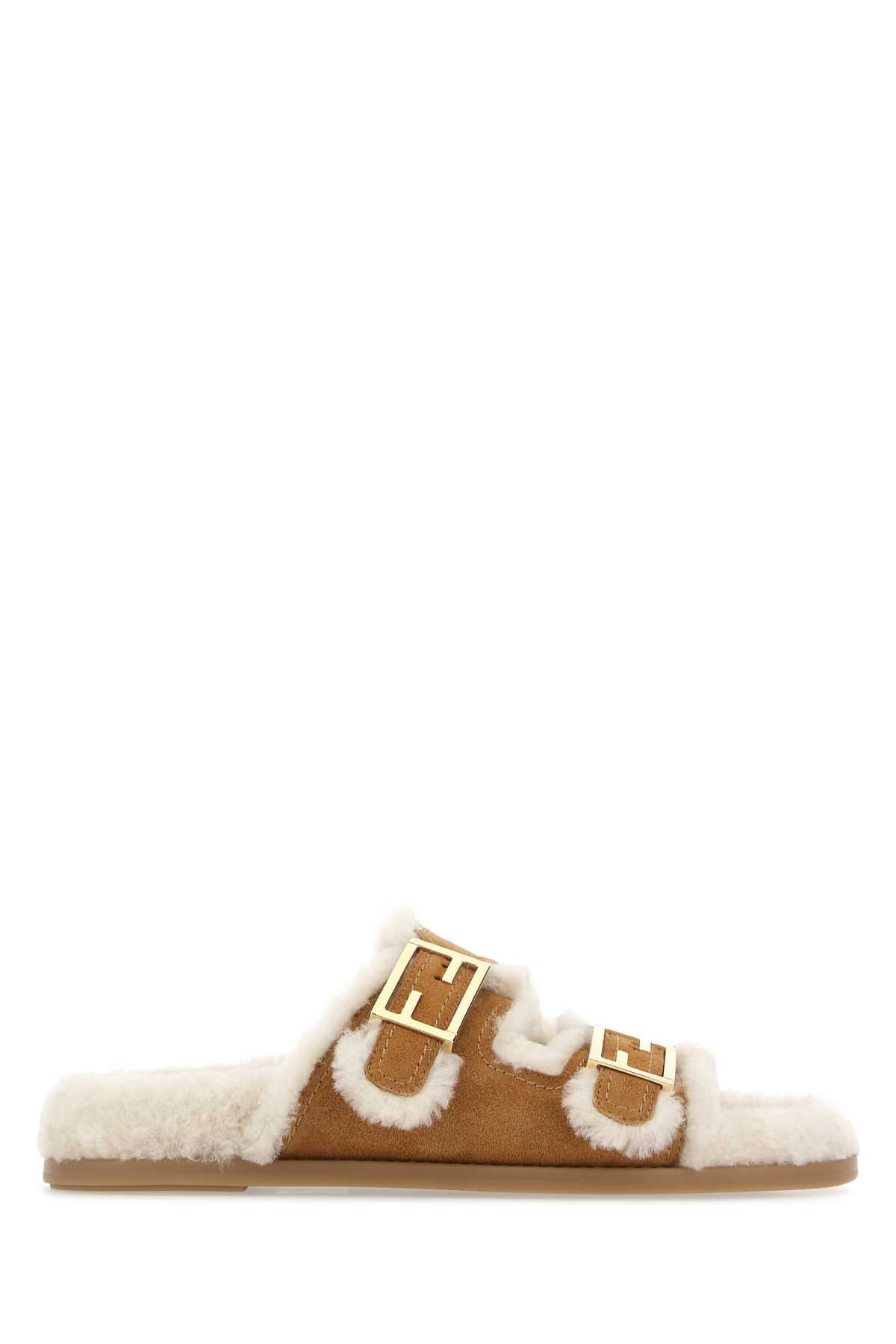 SLIPPERS_8X8327TK6_F0BBM_Image_1