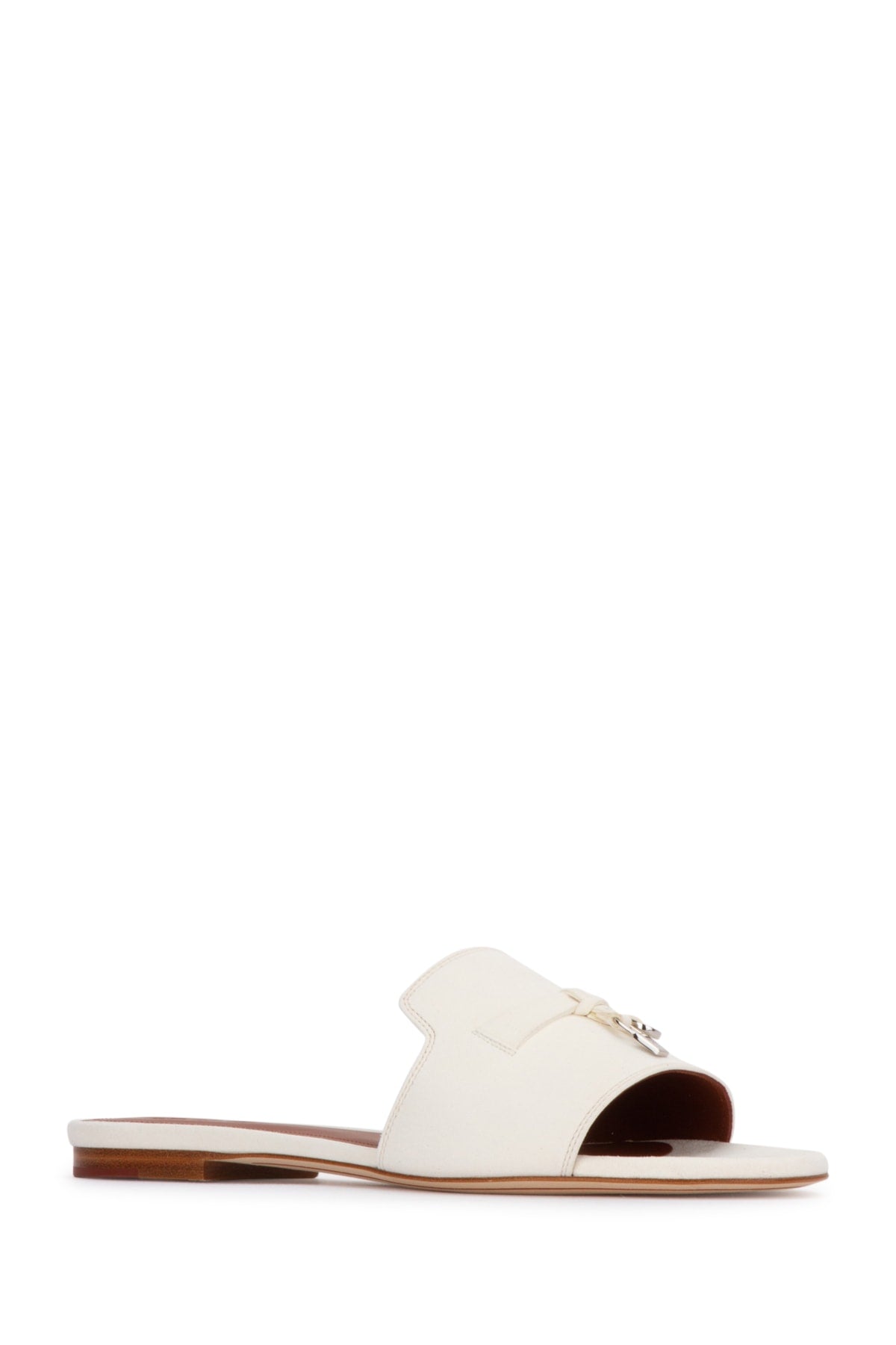 SLIPPERS_FAI5580_1615_Image_2