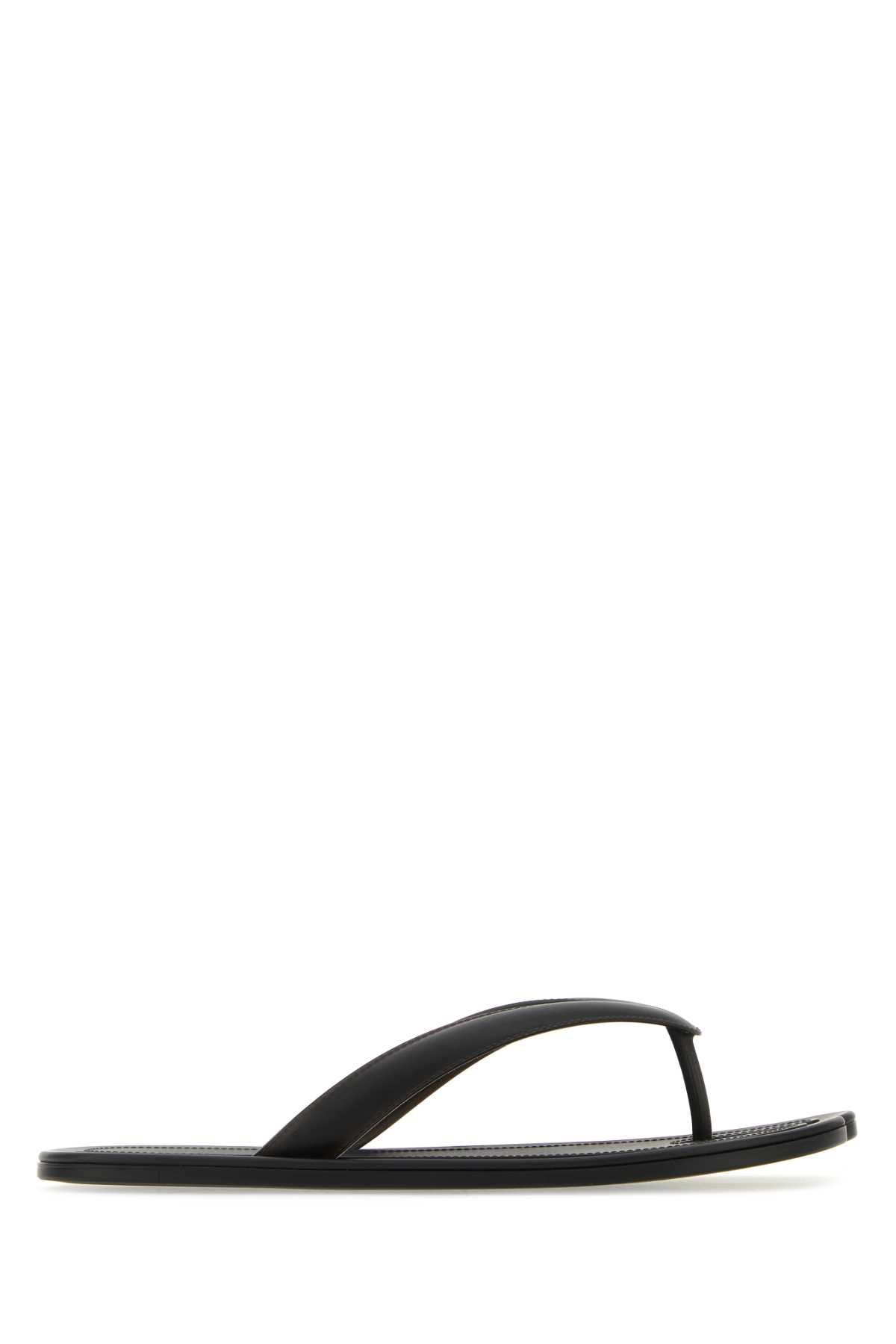 SLIPPERS_S58WX0096P4785_T8008_Image_1