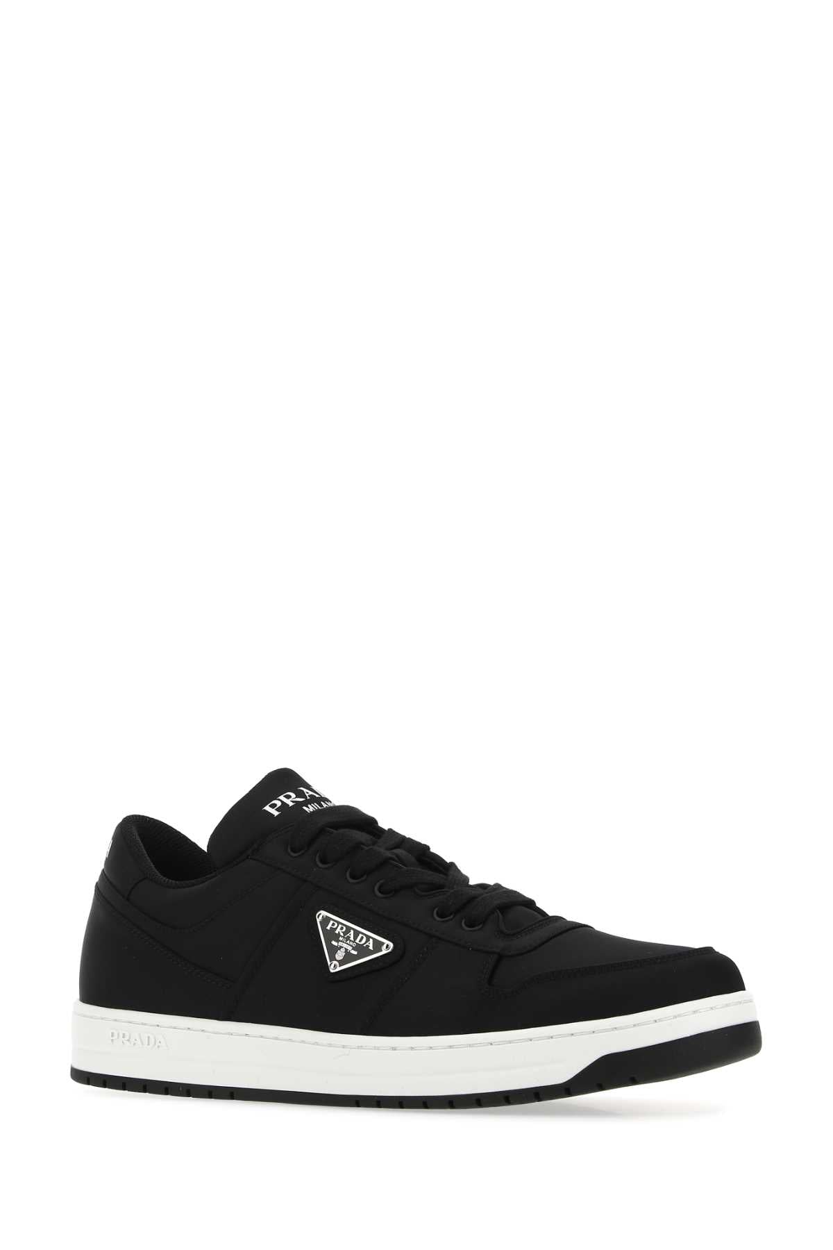 SNEAKERS_2EE3753LFV_F0002_Image_2
