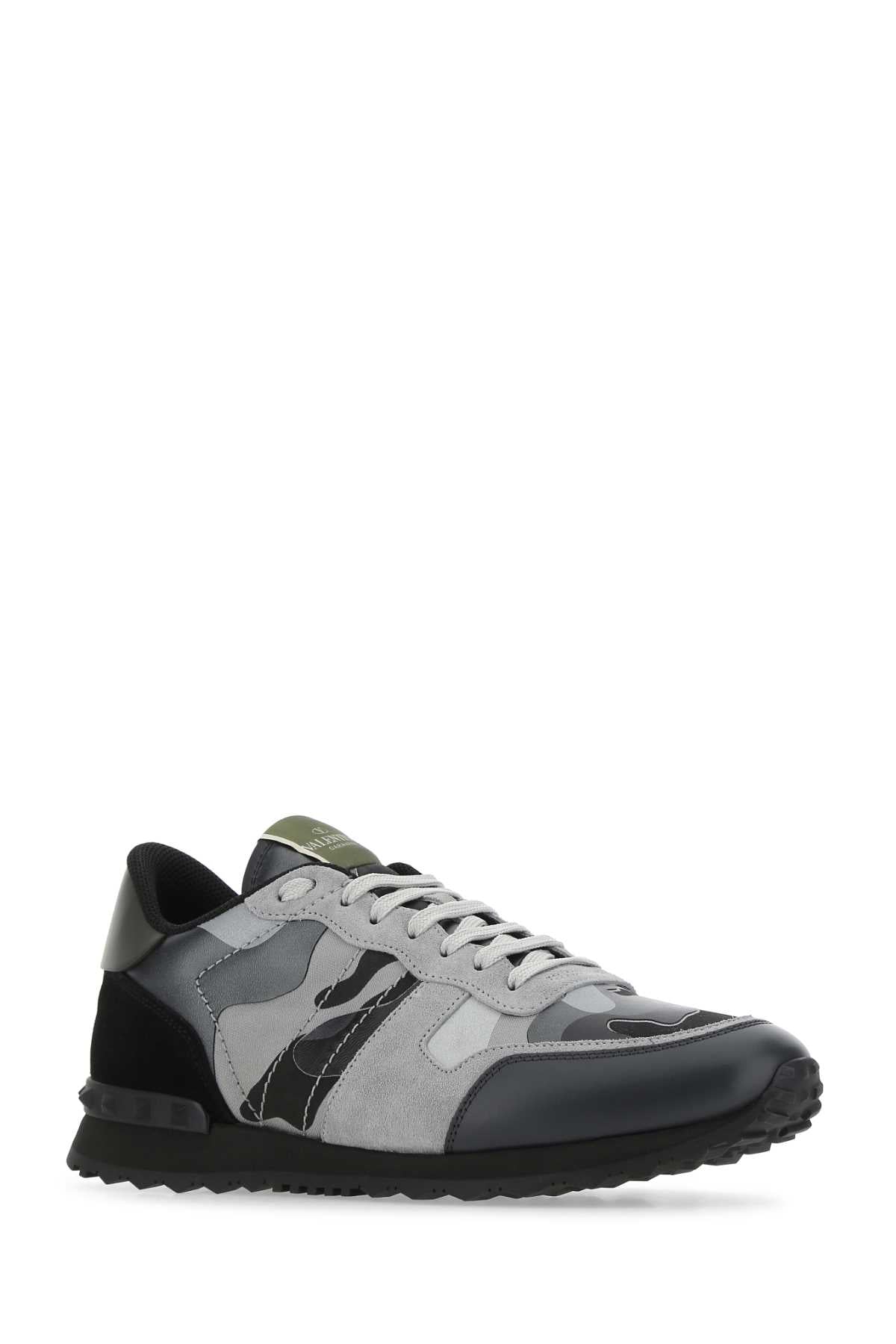 SNEAKERS_4Y2S0723XVU_IJ7_Image_2