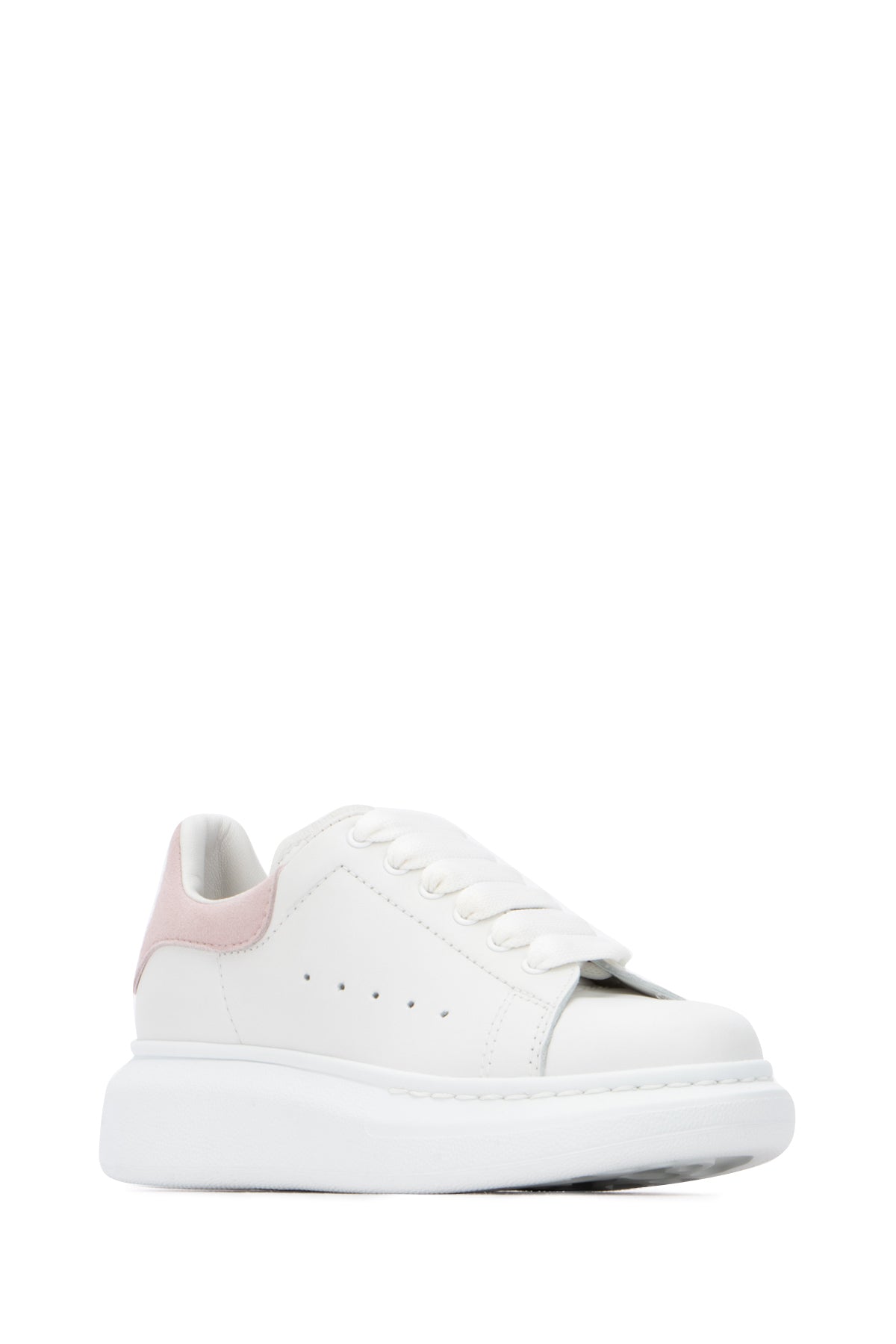 SNEAKERS_587691WHX12_9182_Image_2