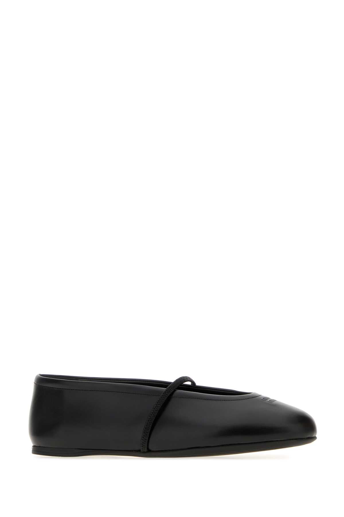 SNEAKERS_5F334EF005070_F0002_Image_2