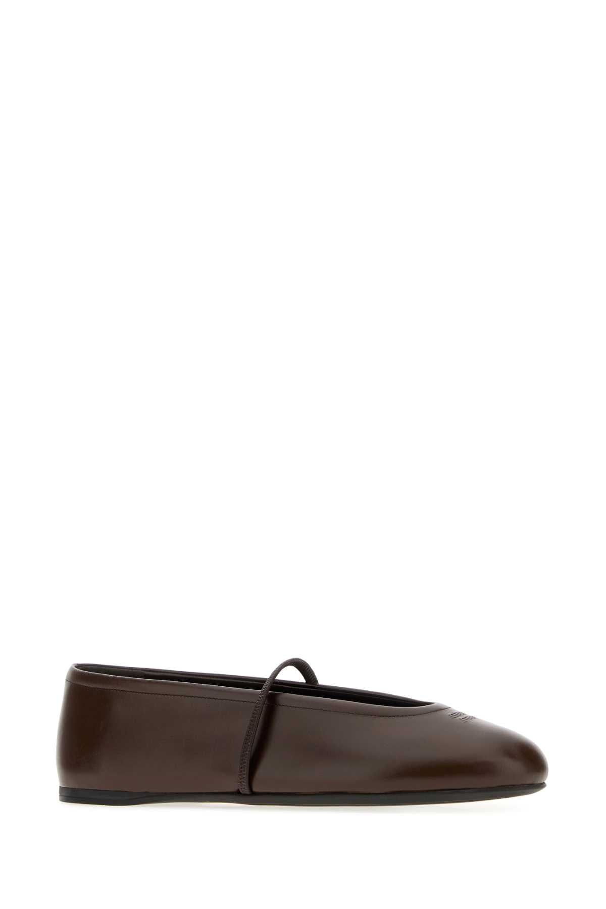 SNEAKERS_5F334EF005070_F0003_Image_2