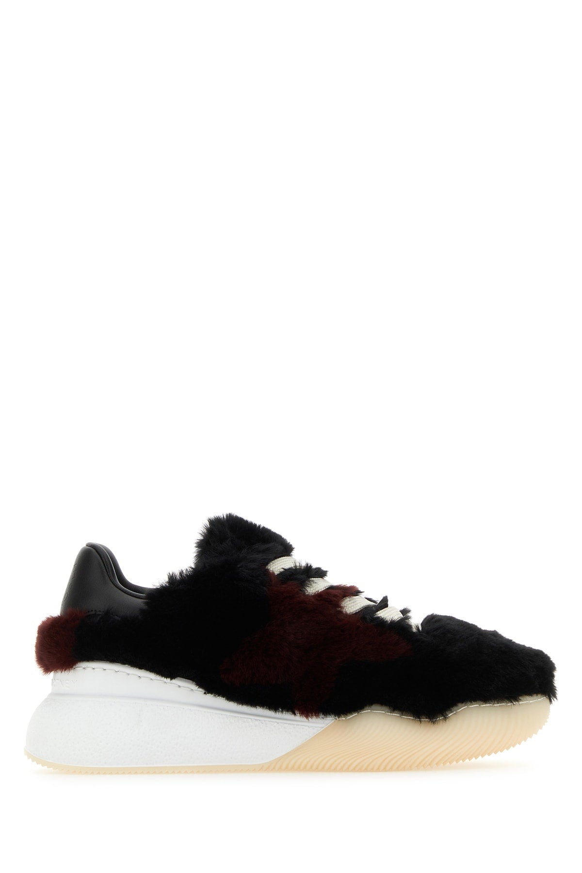 SNEAKERS_810284E00140_1034_Image_1