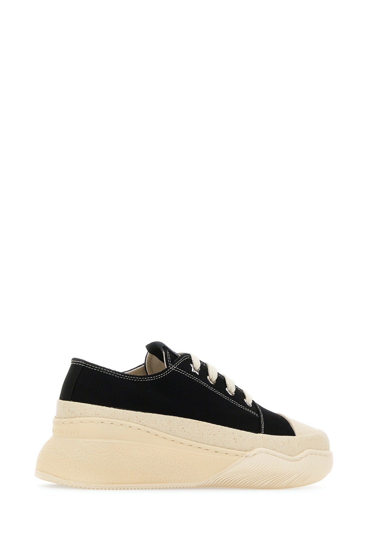 SNEAKERS_810345E00181_1070_Image_3