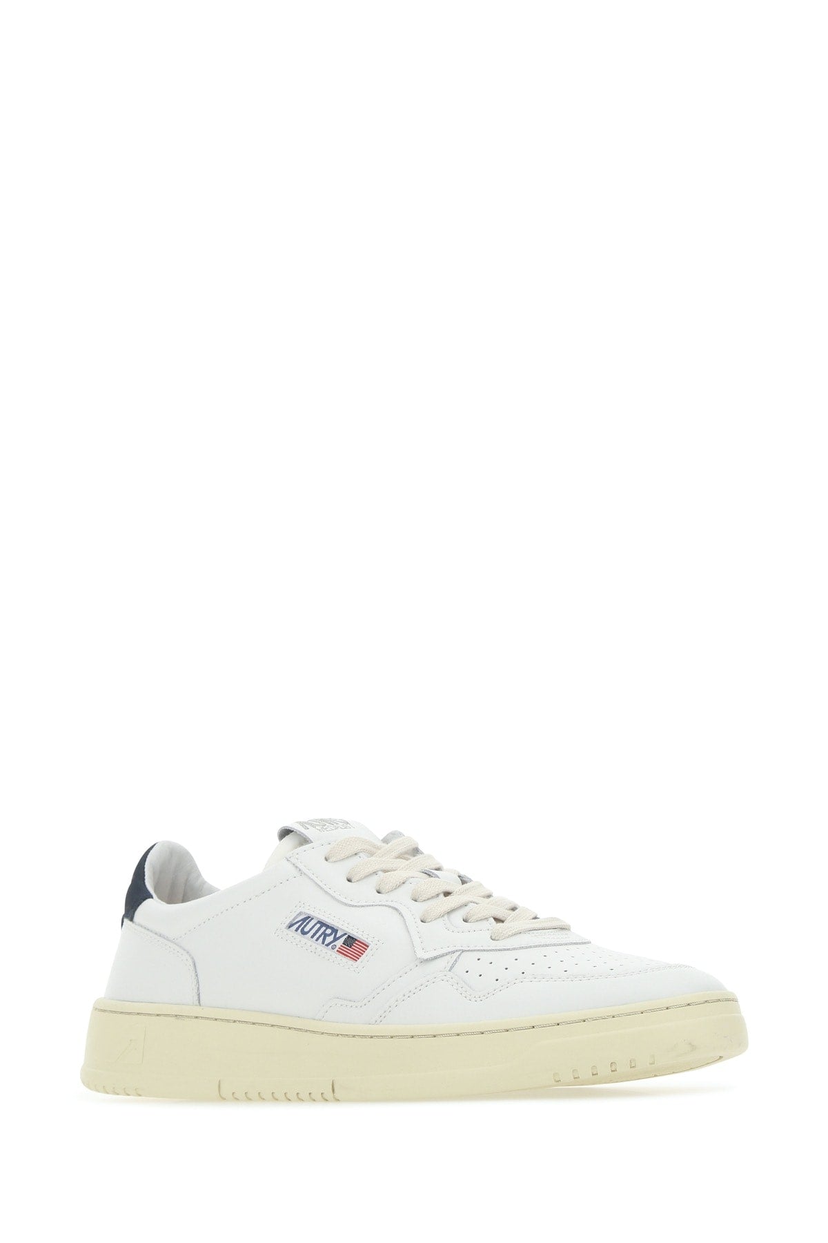 SNEAKERS_AULM_LL12_Image_2