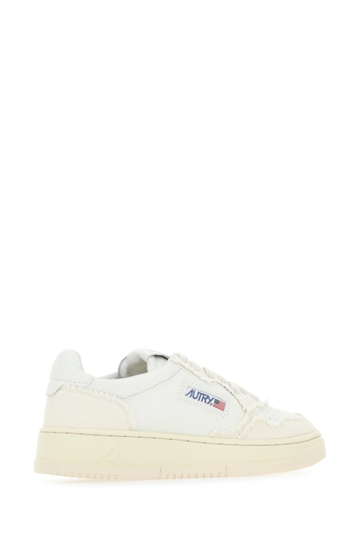 SNEAKERS_AULW_CB01_Image_3