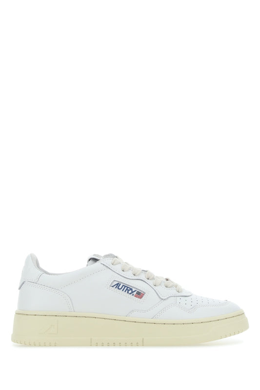 SNEAKERS_AULW_LL15_Image_1