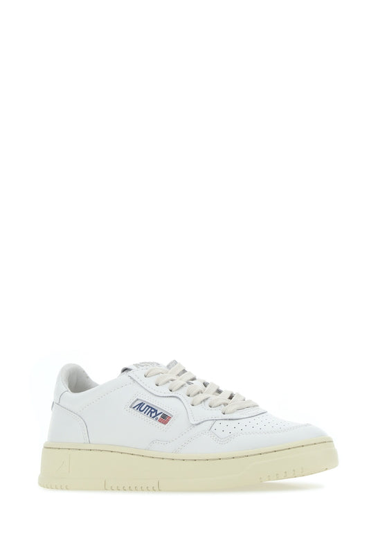 SNEAKERS_AULW_LL15_Image_2