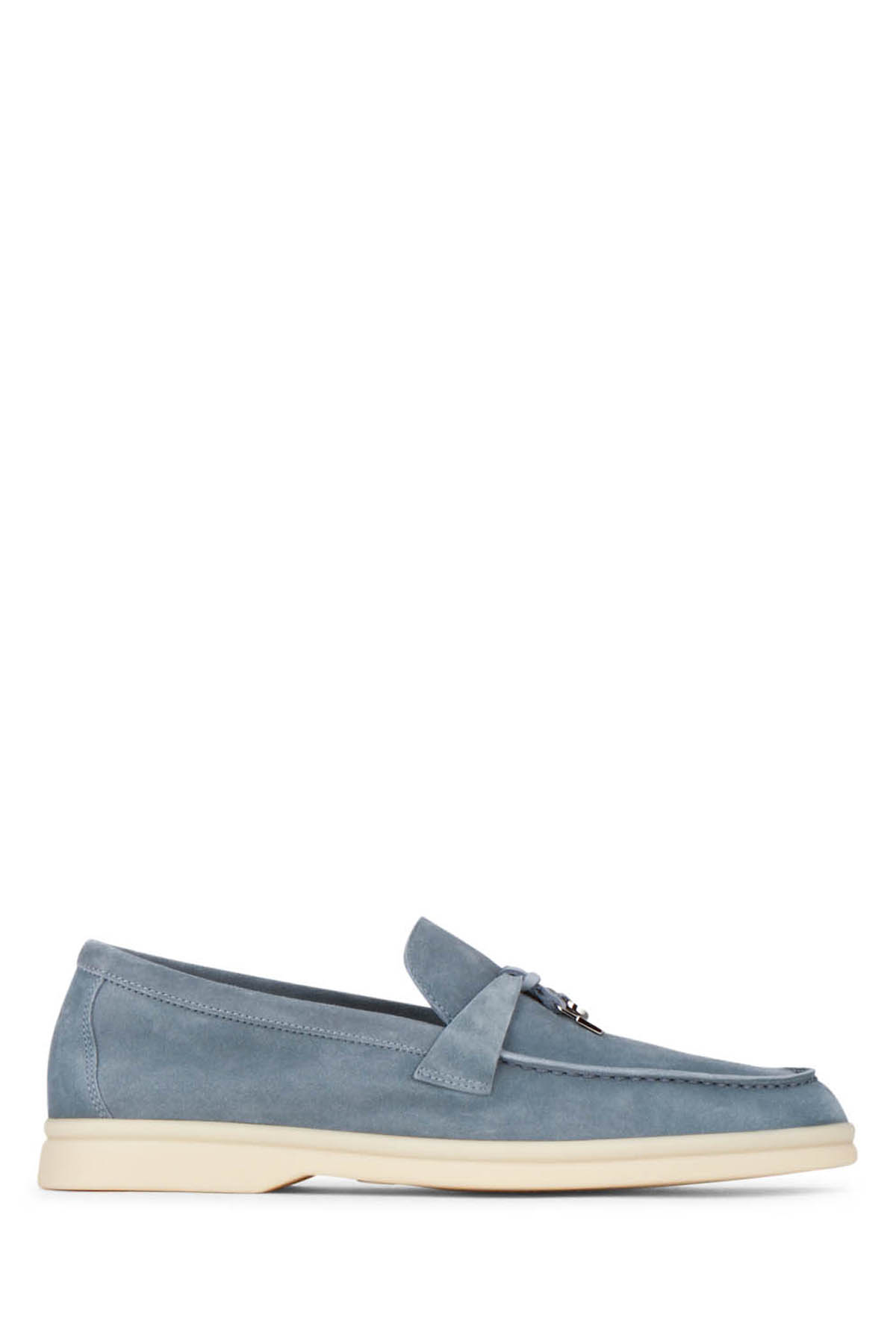 SNEAKERS_FAE5444_603X_Image_1