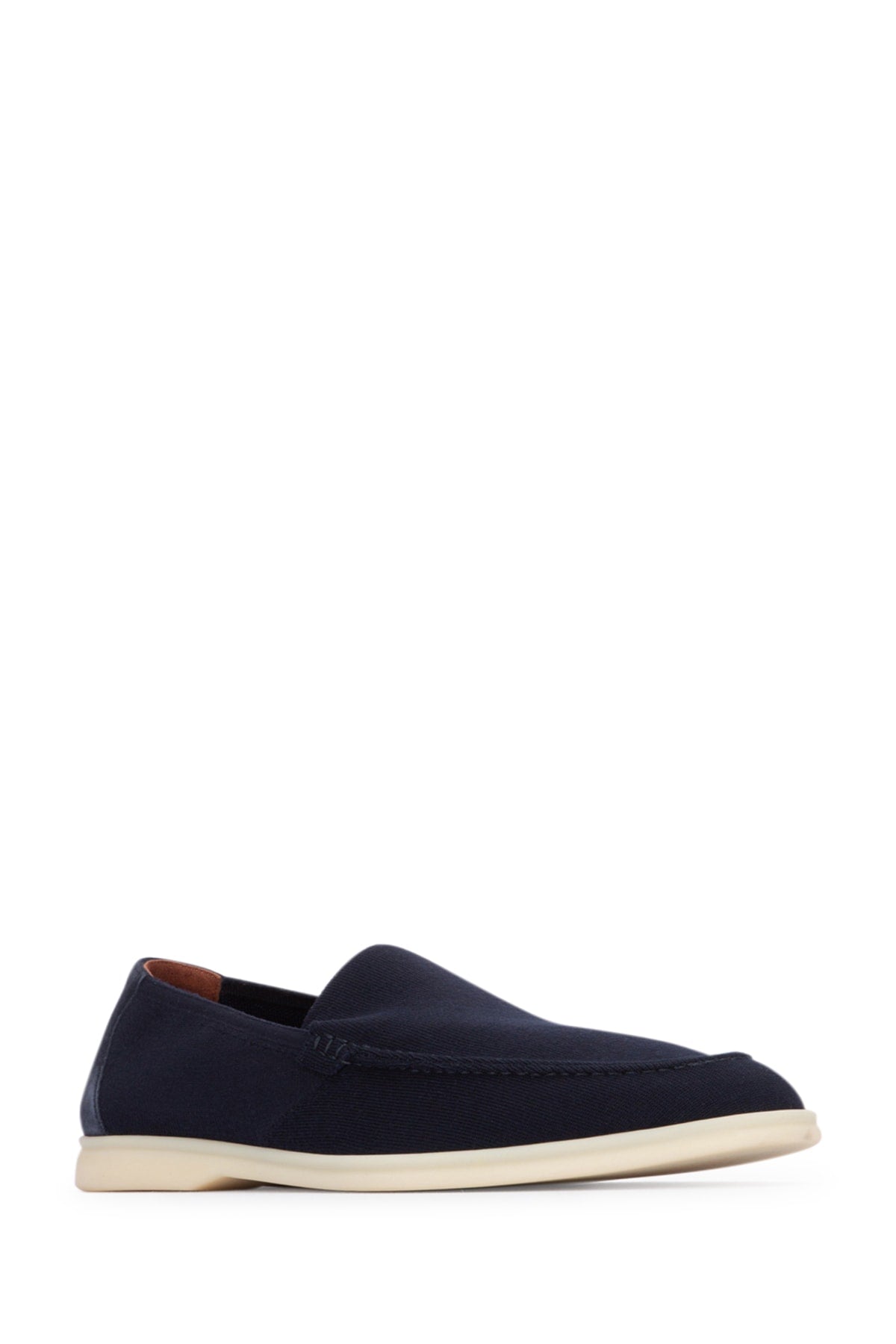 SNEAKERS_FAM1581_W000_Image_2