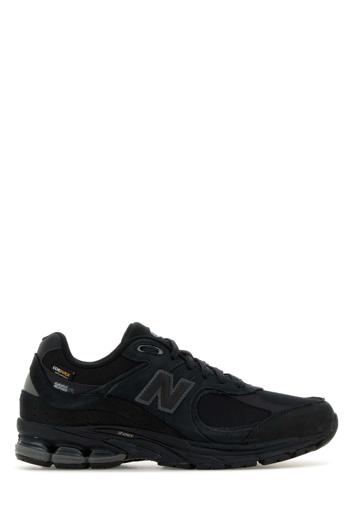 SNEAKERS_M2002RPJ_BLACK_Image_1