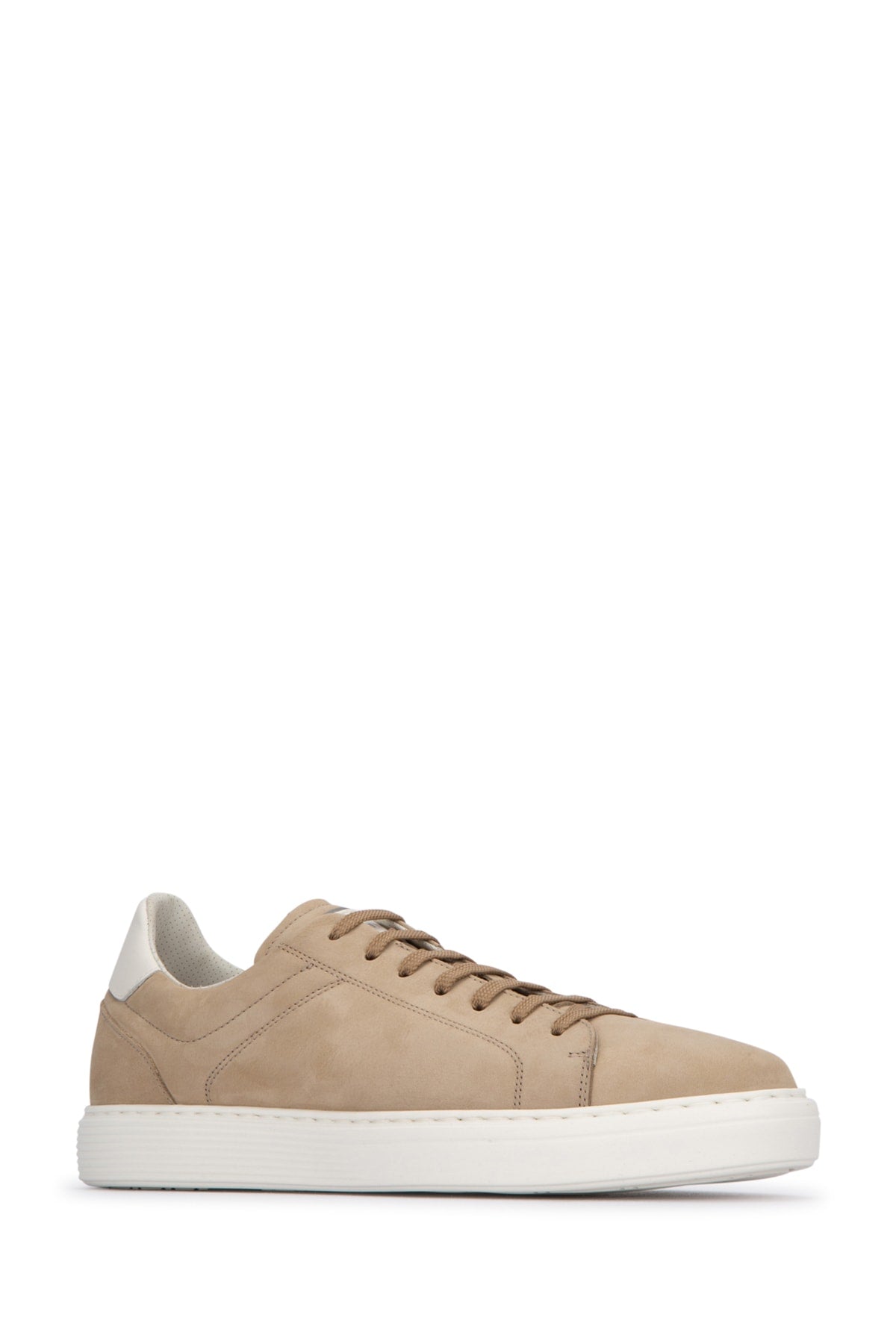 SNEAKERS_MZUDBTJ264_CES19_Image_2