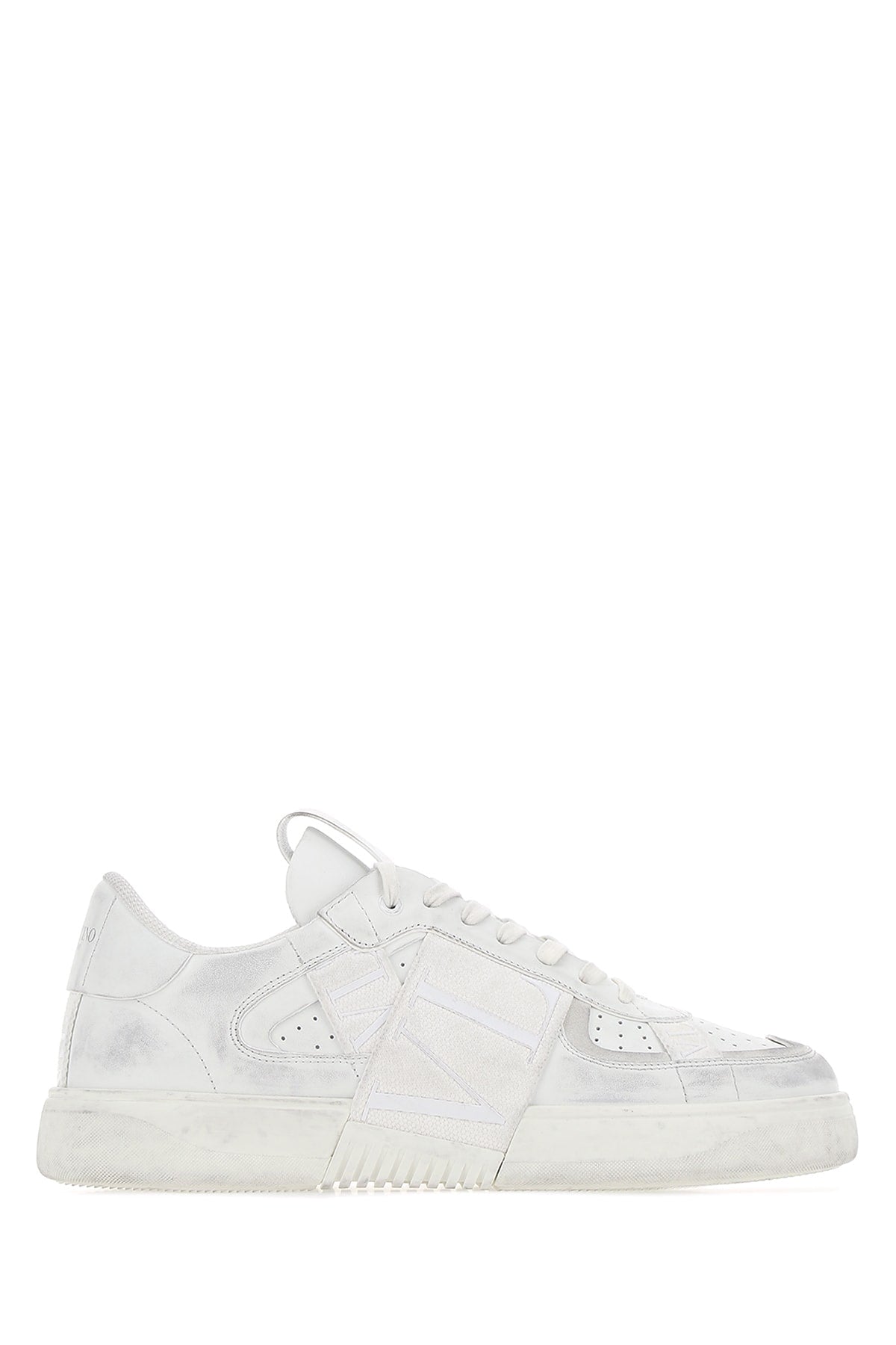 SNEAKERS_VY0S0C58JTV_10K_Image_1