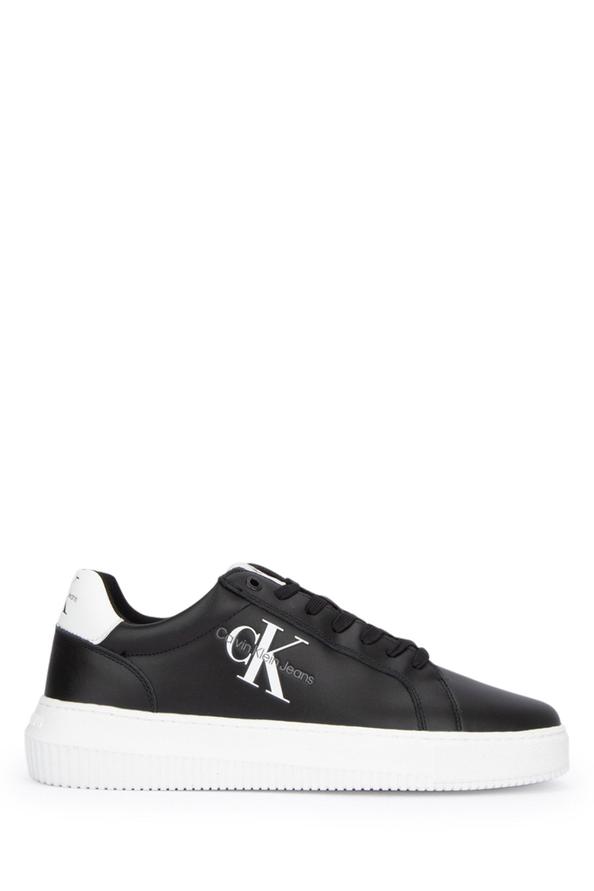 SNEAKERS_YM0YM00681_0GJ_Image_1