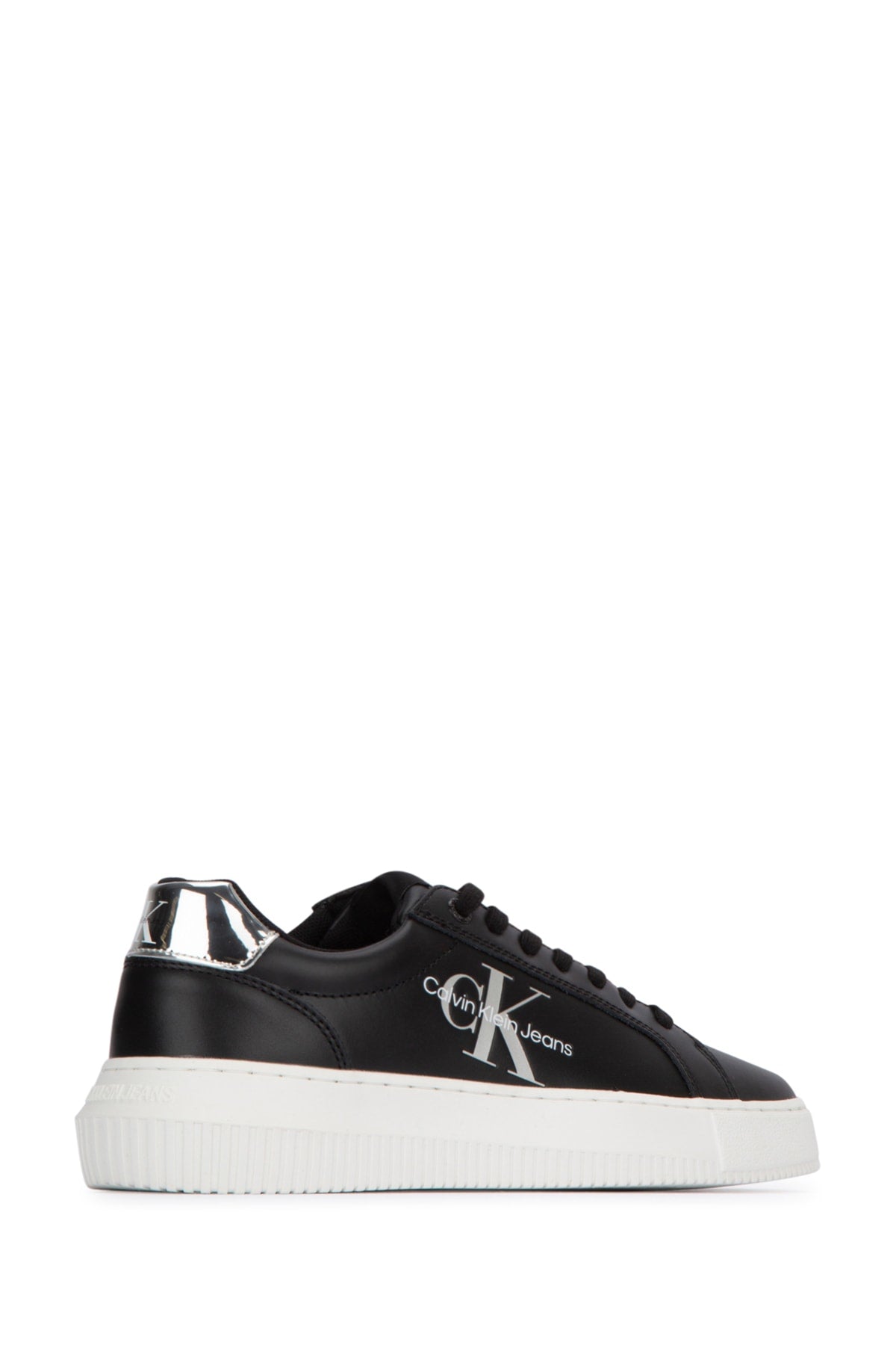SNEAKERS_YW0YW01224_BEH_Image_3