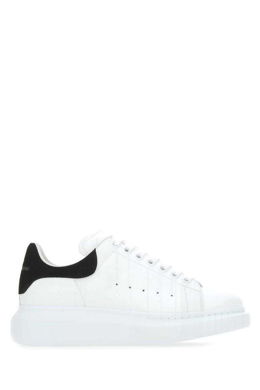 SNEAKER_553770WHGP7_9061_Image_1