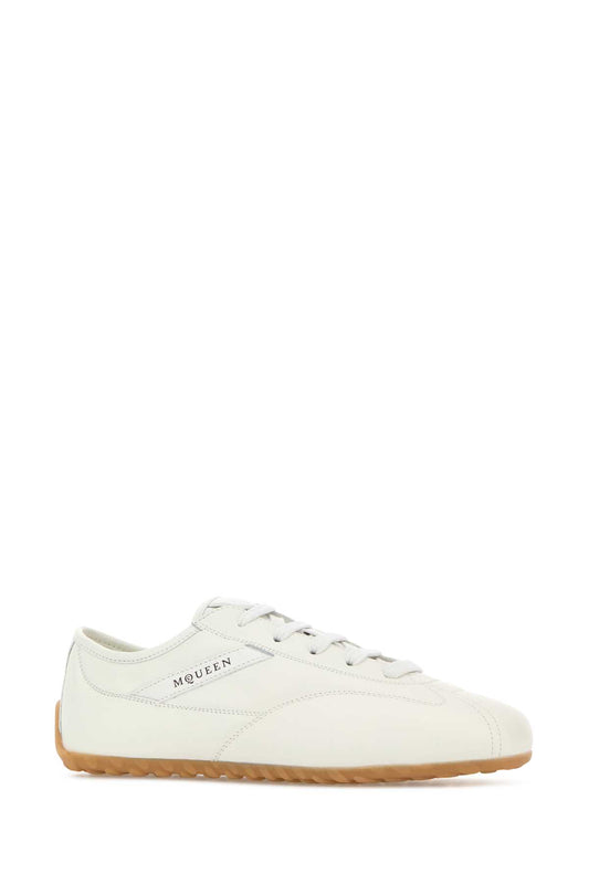 SNEAKER_SRUBBER_862794WIAJ8_9509_Image_2